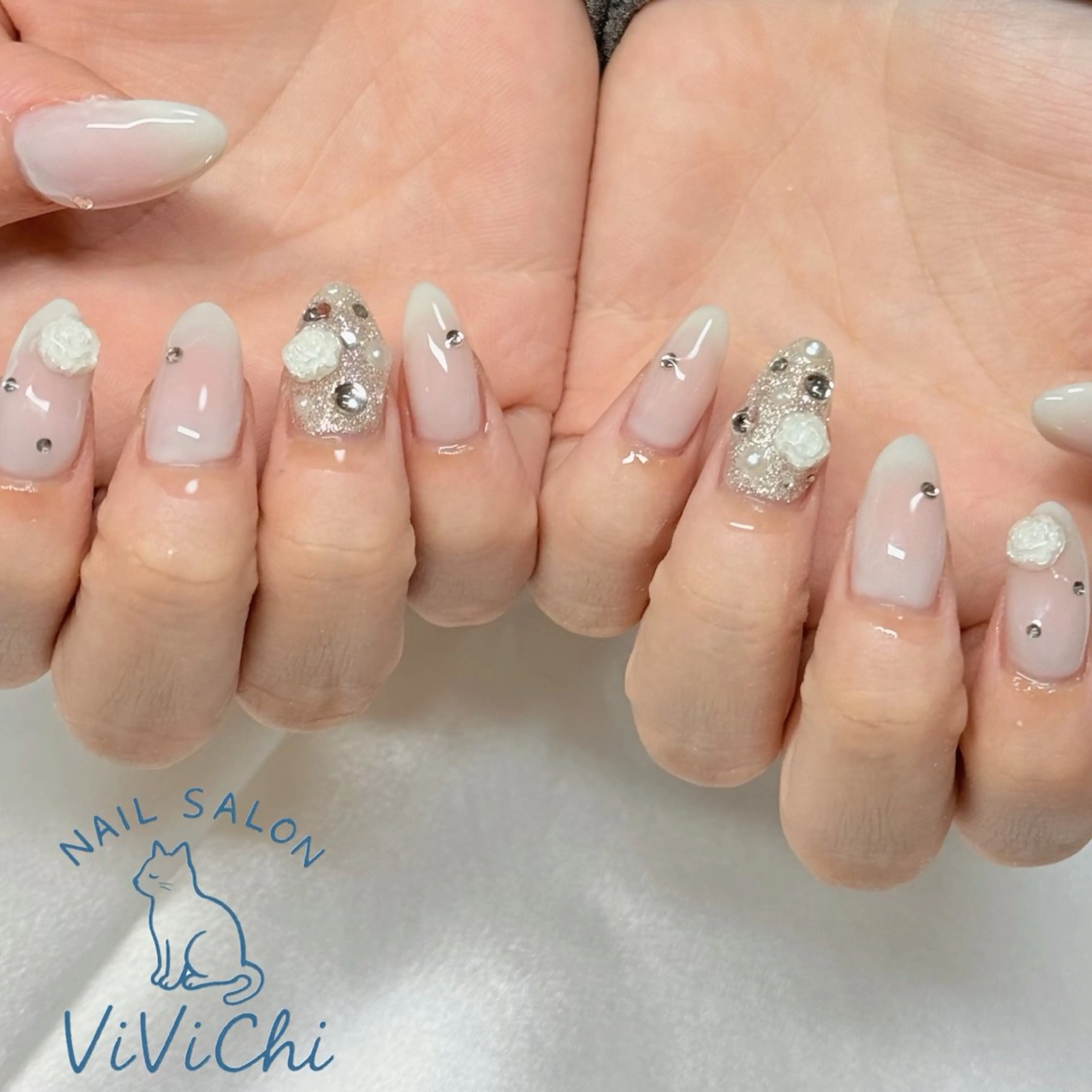 ネイル ハンドネイル ViViChi 梨帆のネイルデザイン