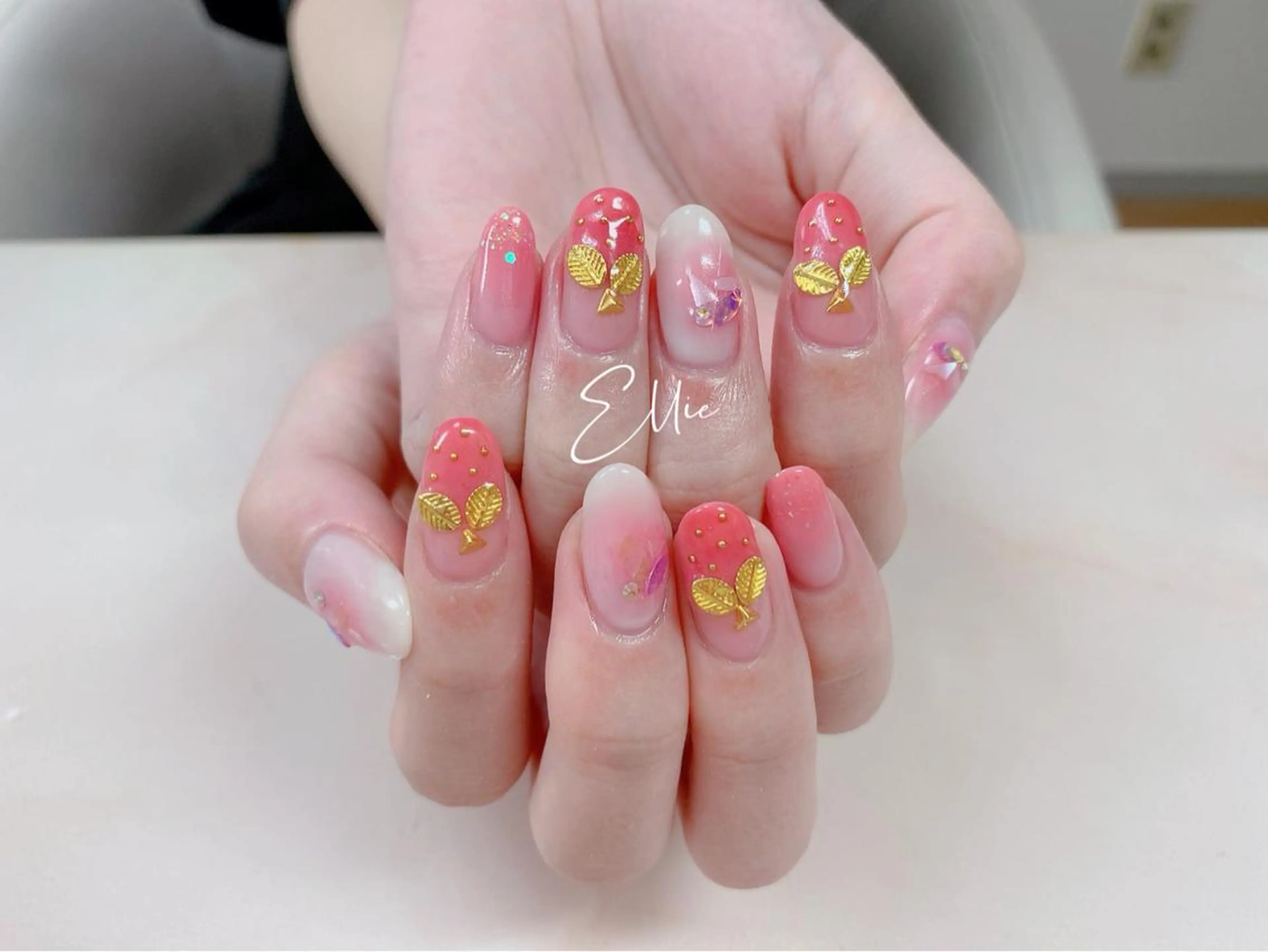 ネイル ハンドネイル ハンドケア 閨匠ビューティサロン 新橋店♡Ellieのネイルデザイン