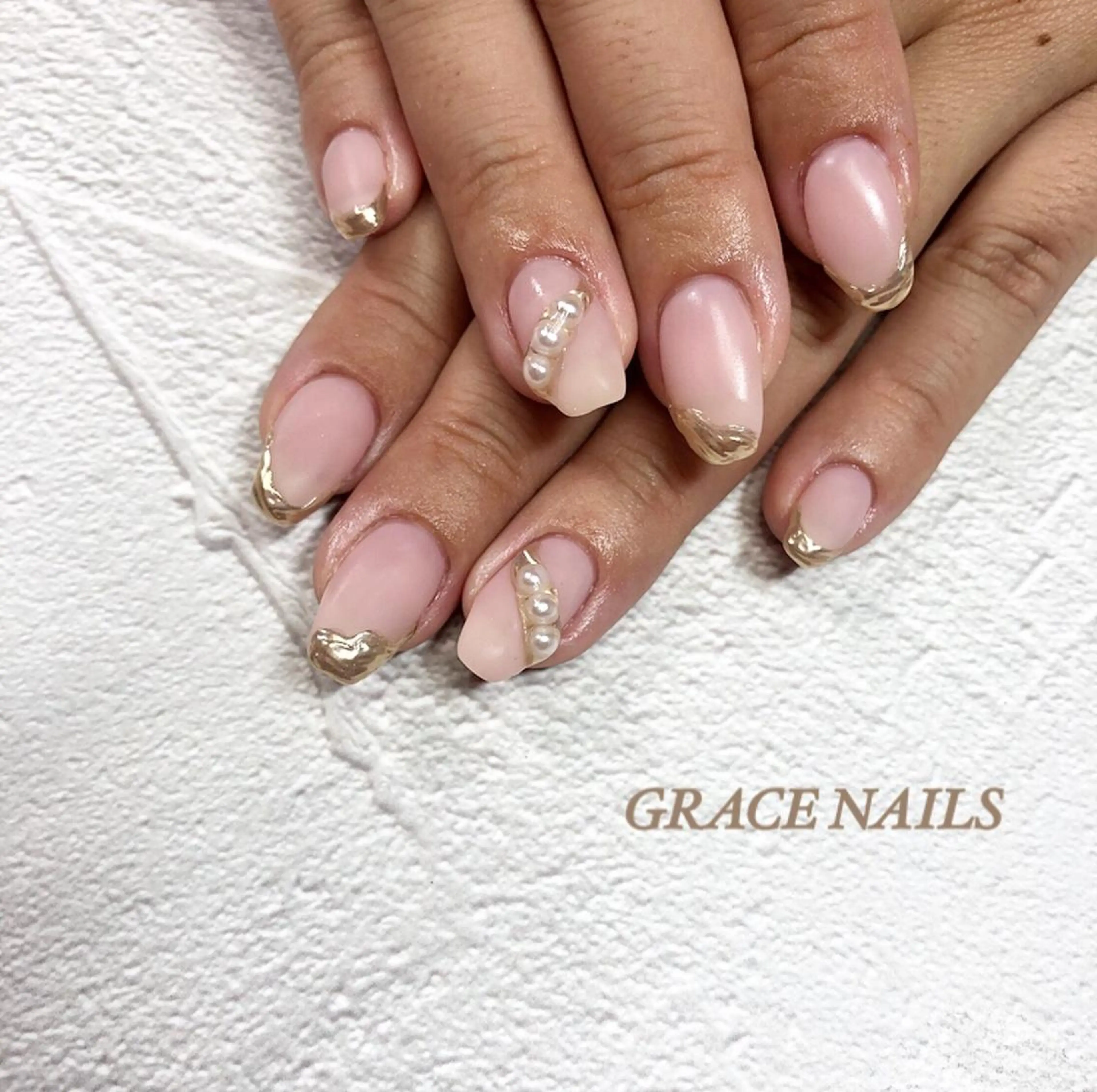 ネイル ハンドネイル フットネイル GRACE NAILSのネイルデザイン