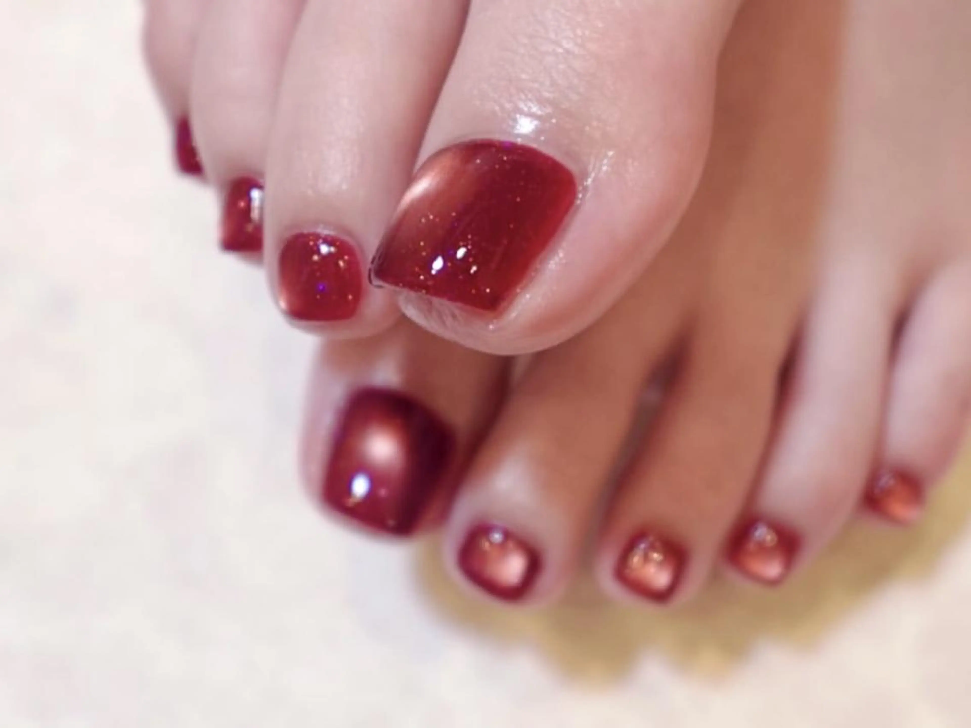 《オフなし》サンダル映え抜群✨マグネット/フラッシュネイル 【おしゃれフットで足元から垢抜け♡】の写真