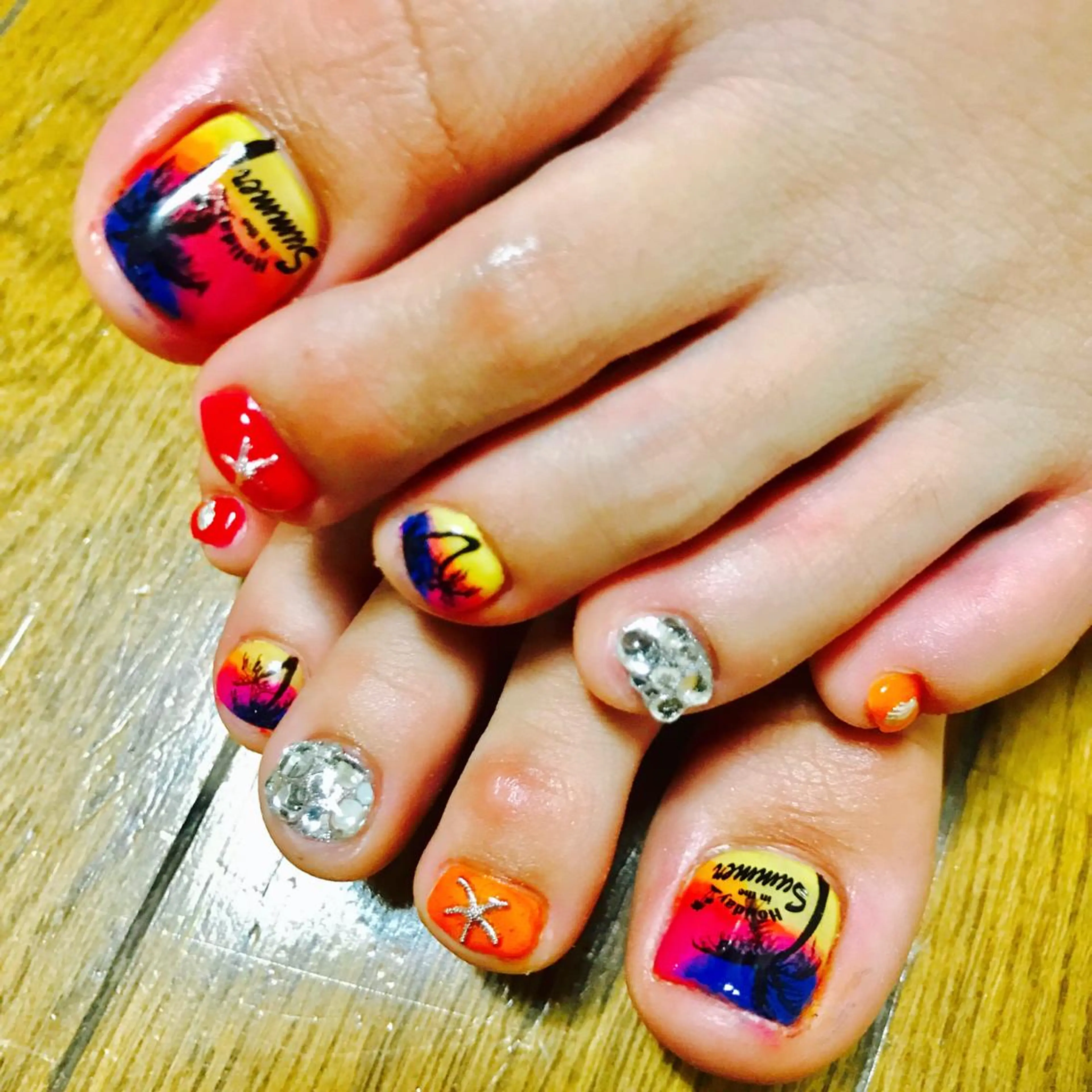 ネイル アートネイル フットネイル 安藤 Charlotteのネイルデザイン