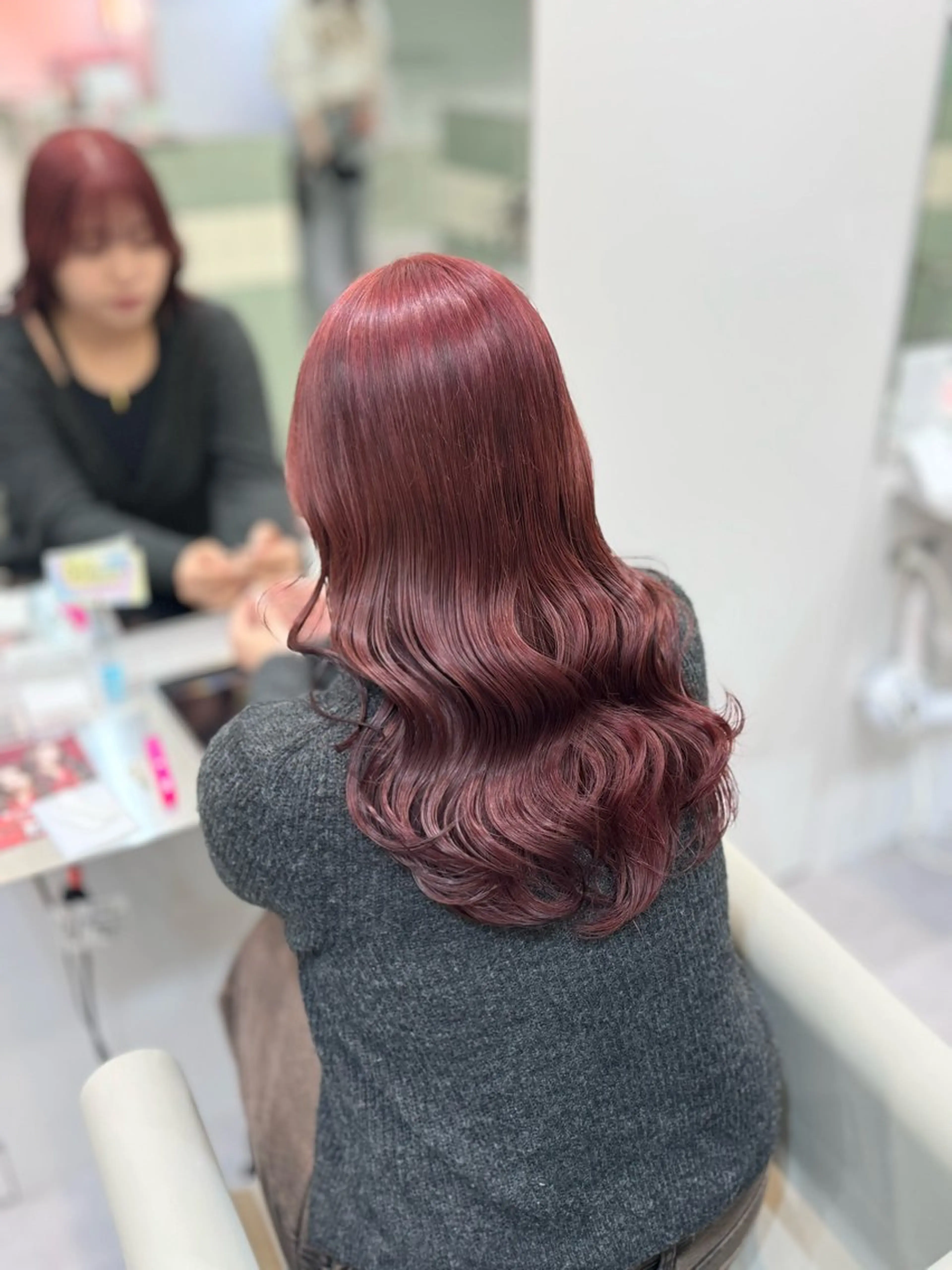 ロング カラー amane໒꒱うる艶 ブリーチ透明感カラーのヘアスタイル