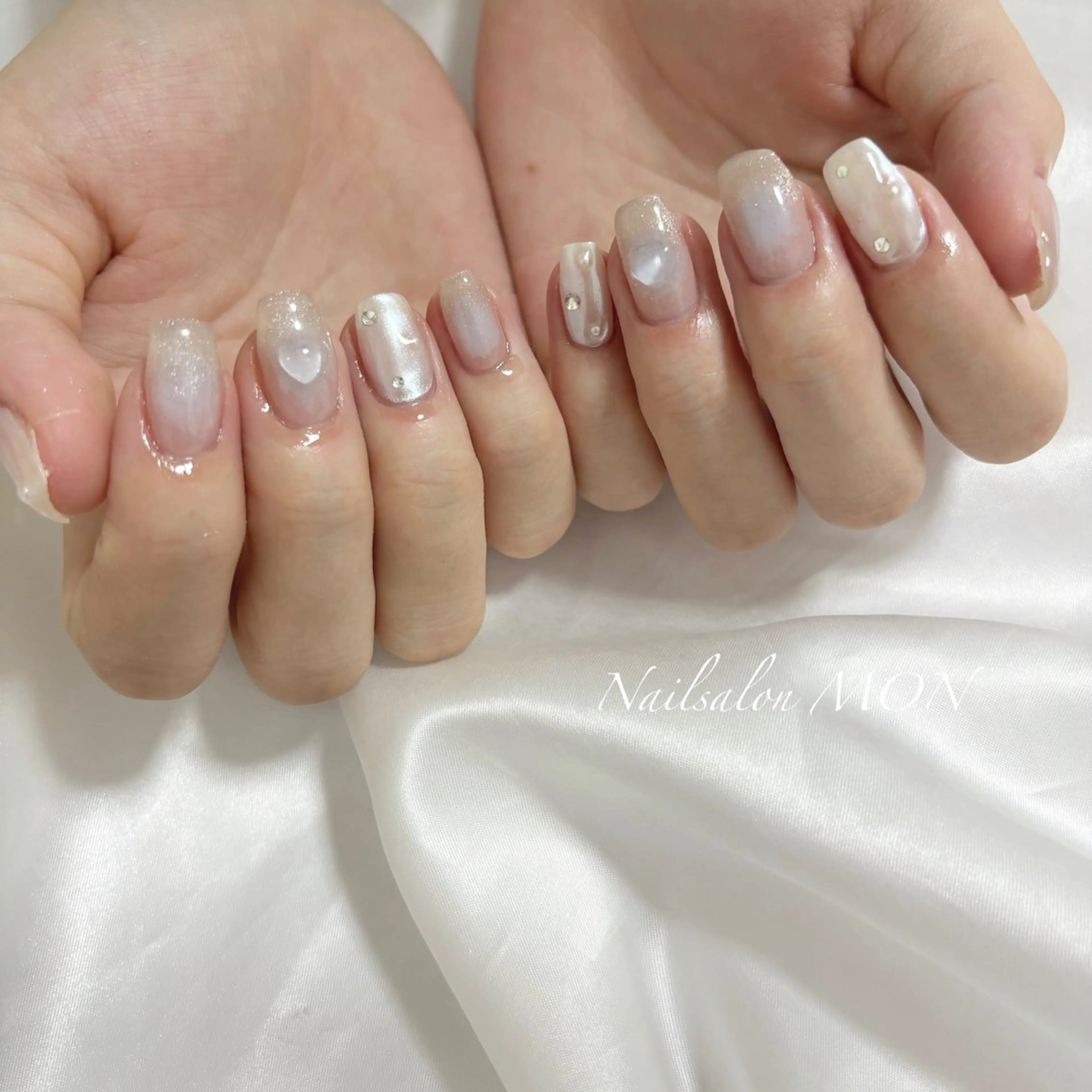 ネイル ストーンネイル ハンドネイル Nailsalon MONのネイルデザイン