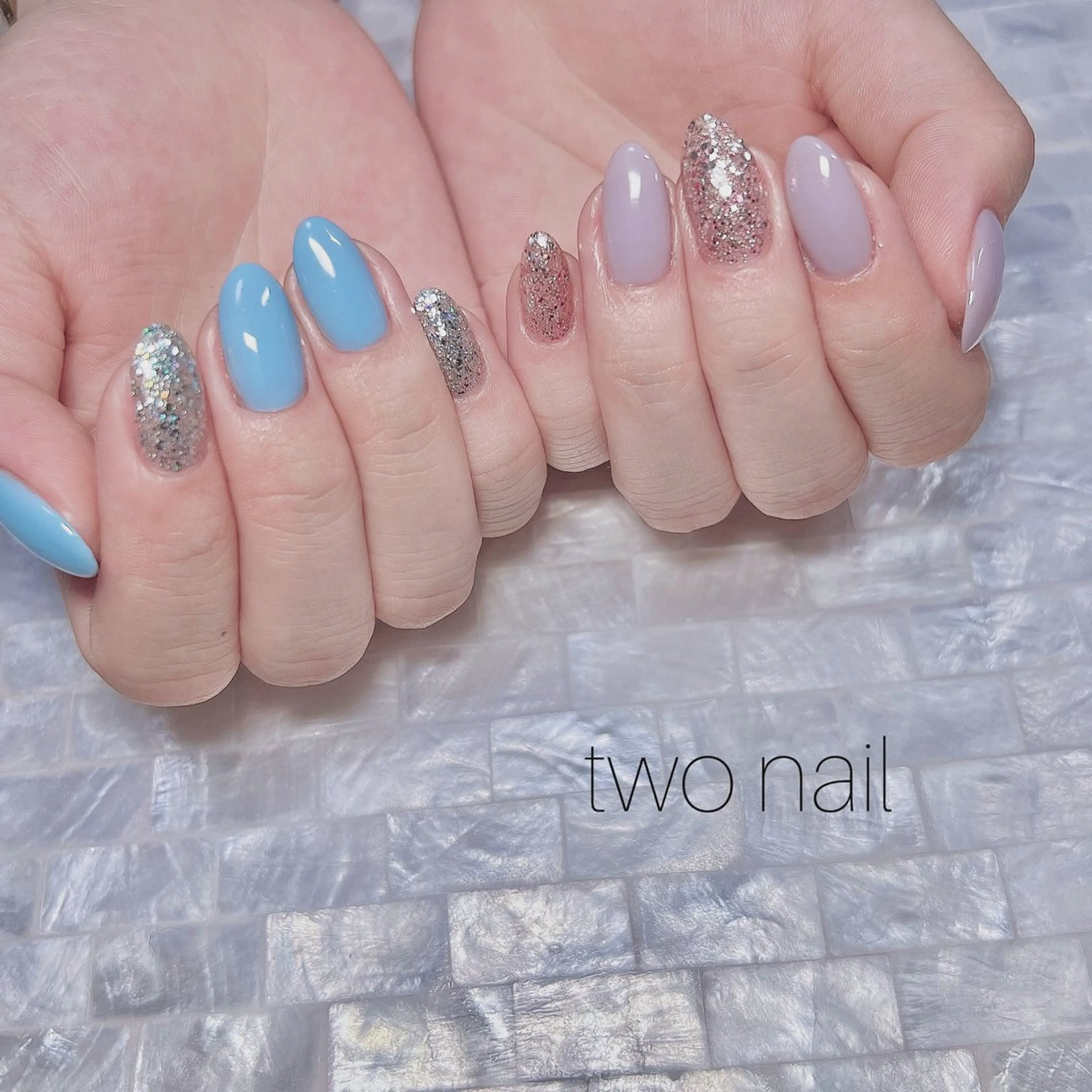 ネイル ネイルチップ ホワイト ハンドネイル two nailのネイルデザイン