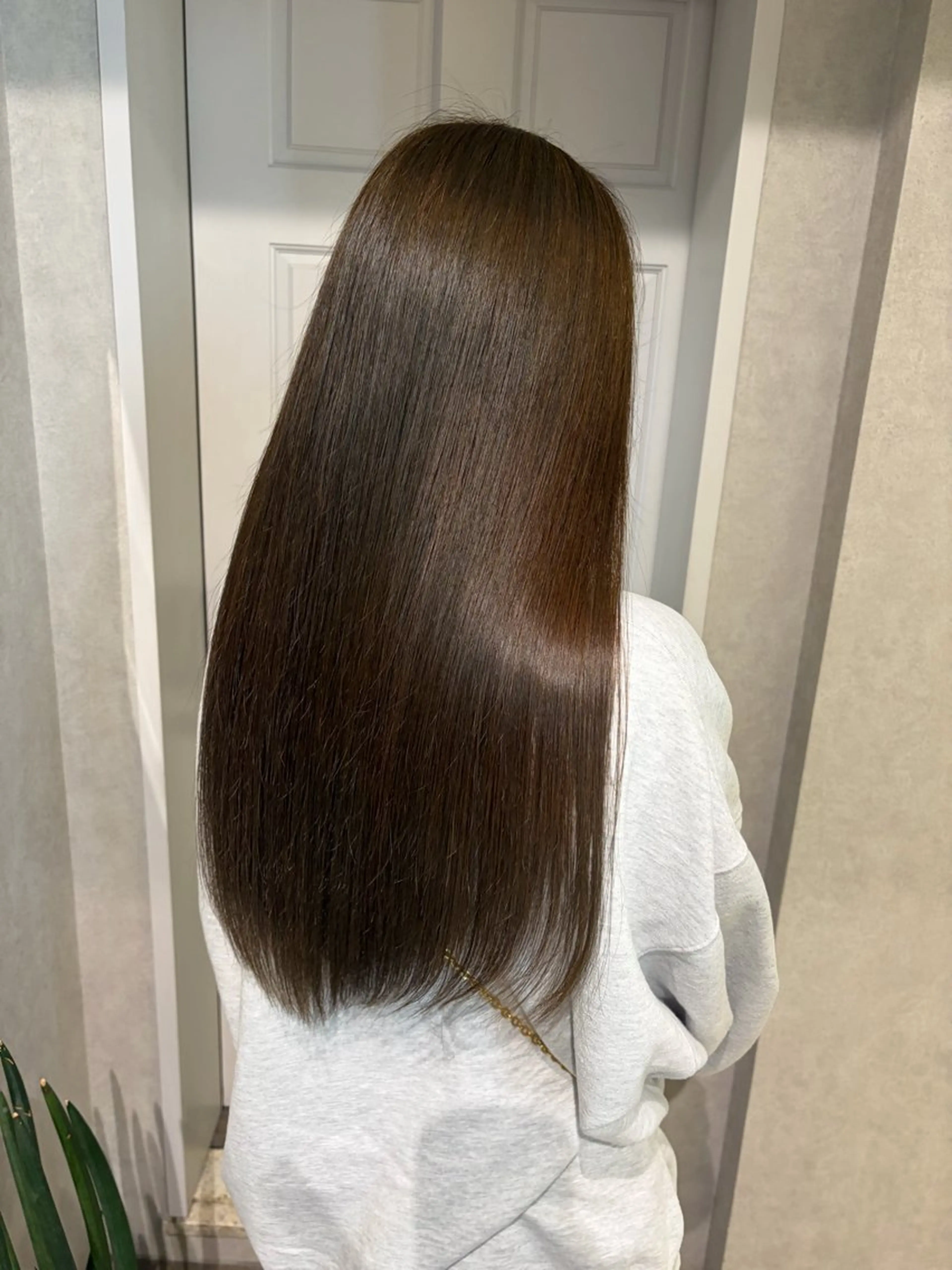 ロング カラー ブラウンカラー オリーブブラウン 髪質改善 トリートメント ヘアカラー トリートメント ナチュラル透明感🌱 小山美樹子のヘアスタイル