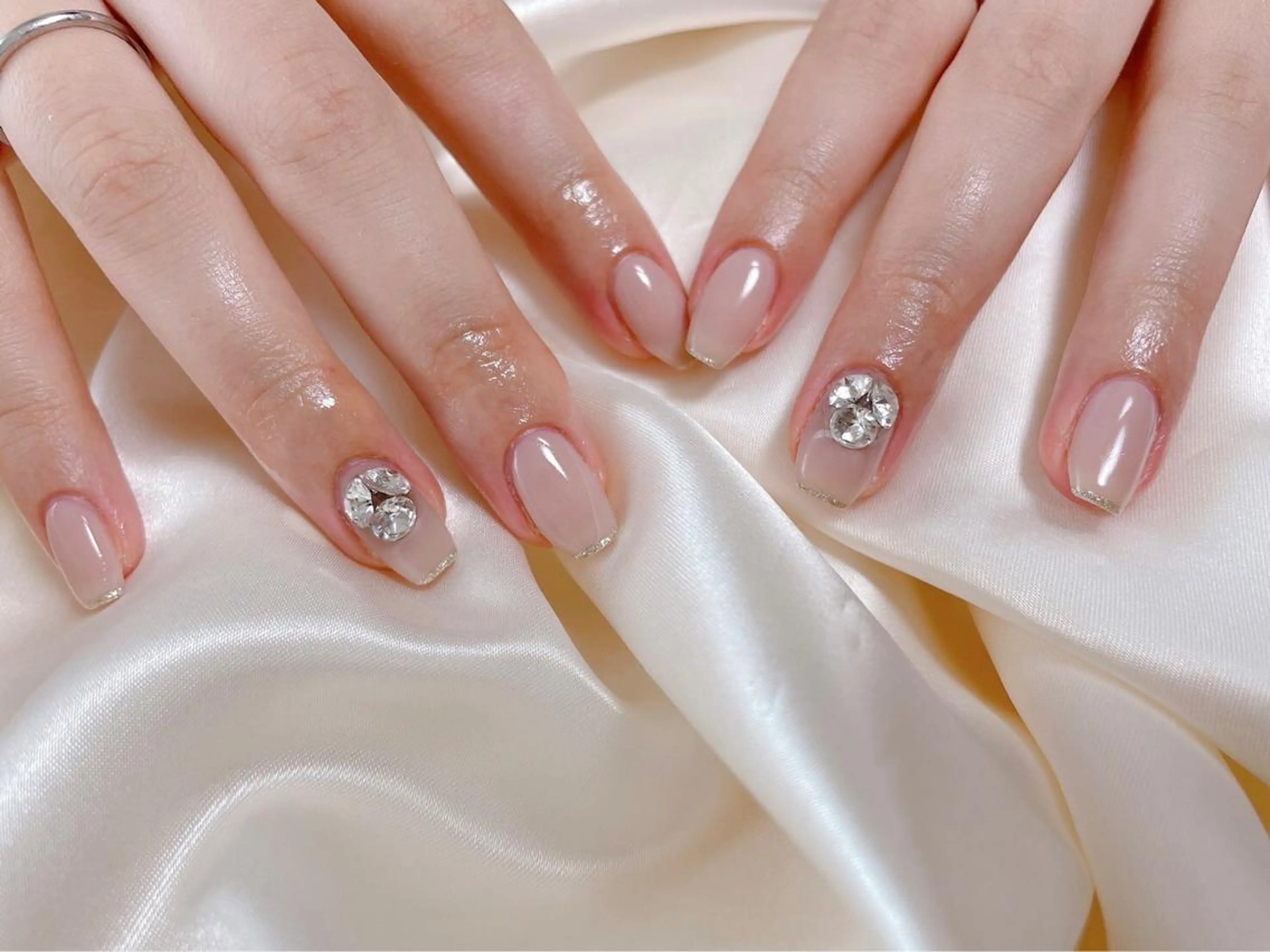 ネイル ラメ(グリッター) ワンカラーネイル ハンドネイル mogunail &blowのネイルデザイン