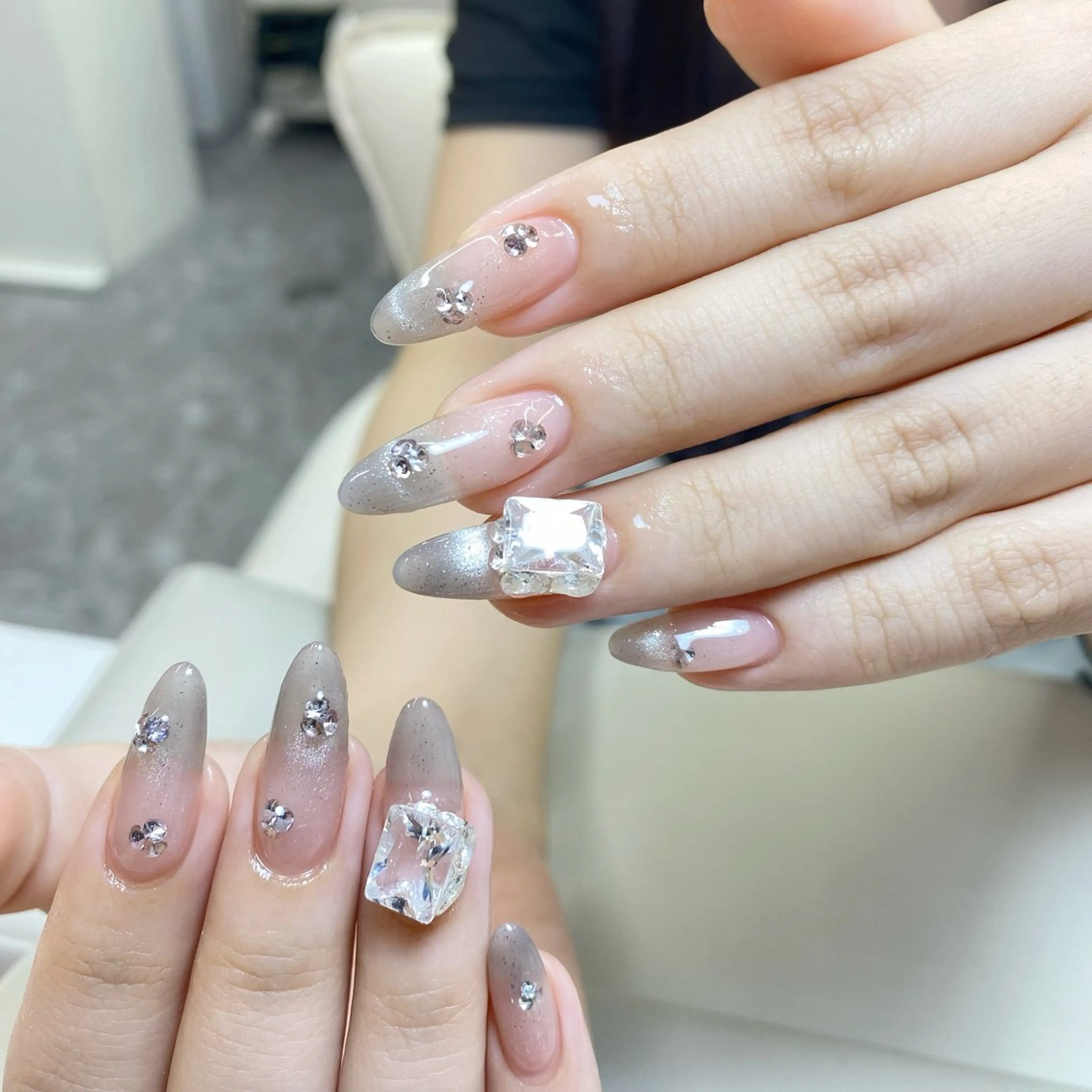 ネイル ハンドネイル AngelChris ビューティーサロン琳のネイルデザイン