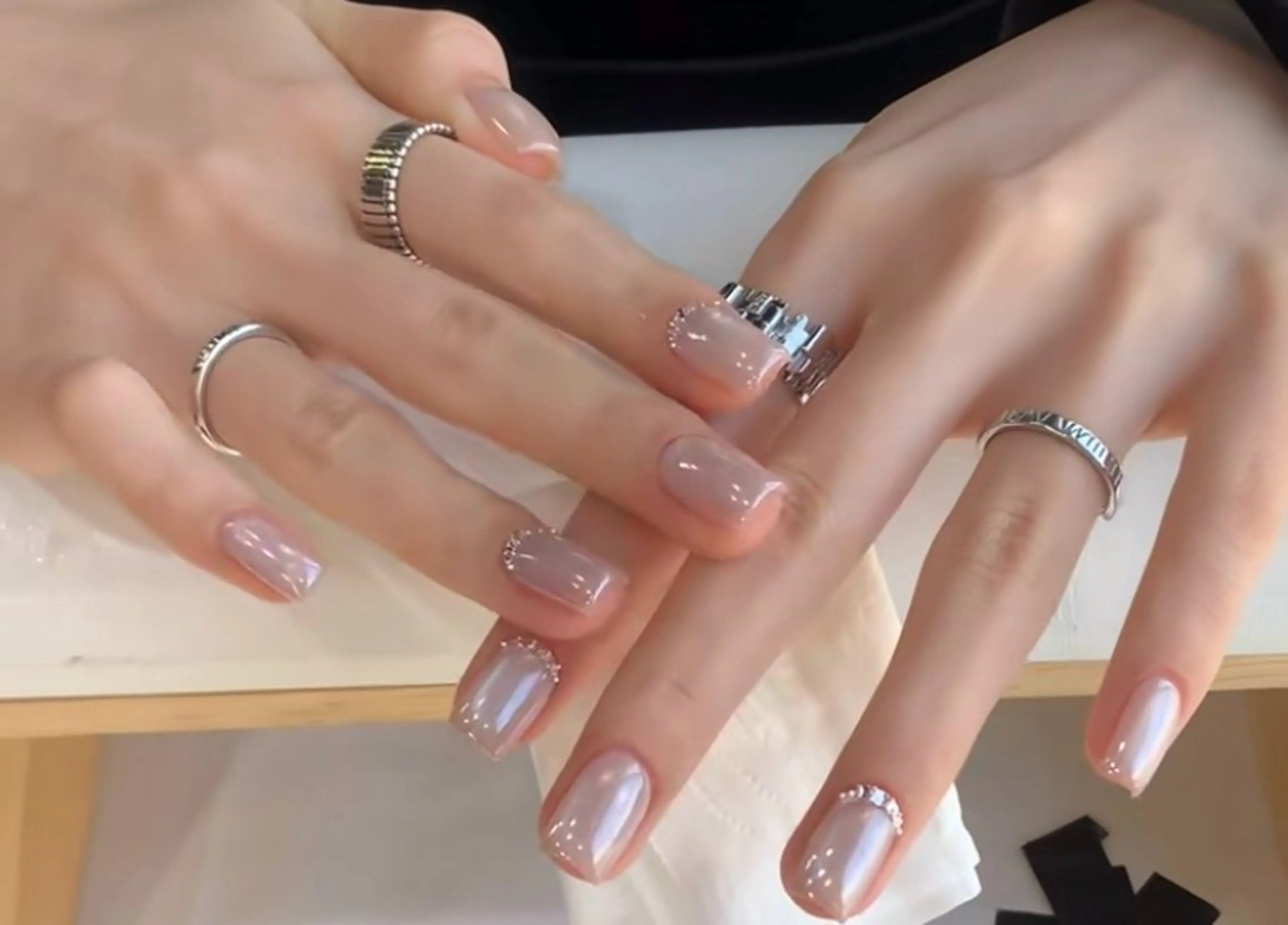 ネイル 瞳 ですのネイルデザイン