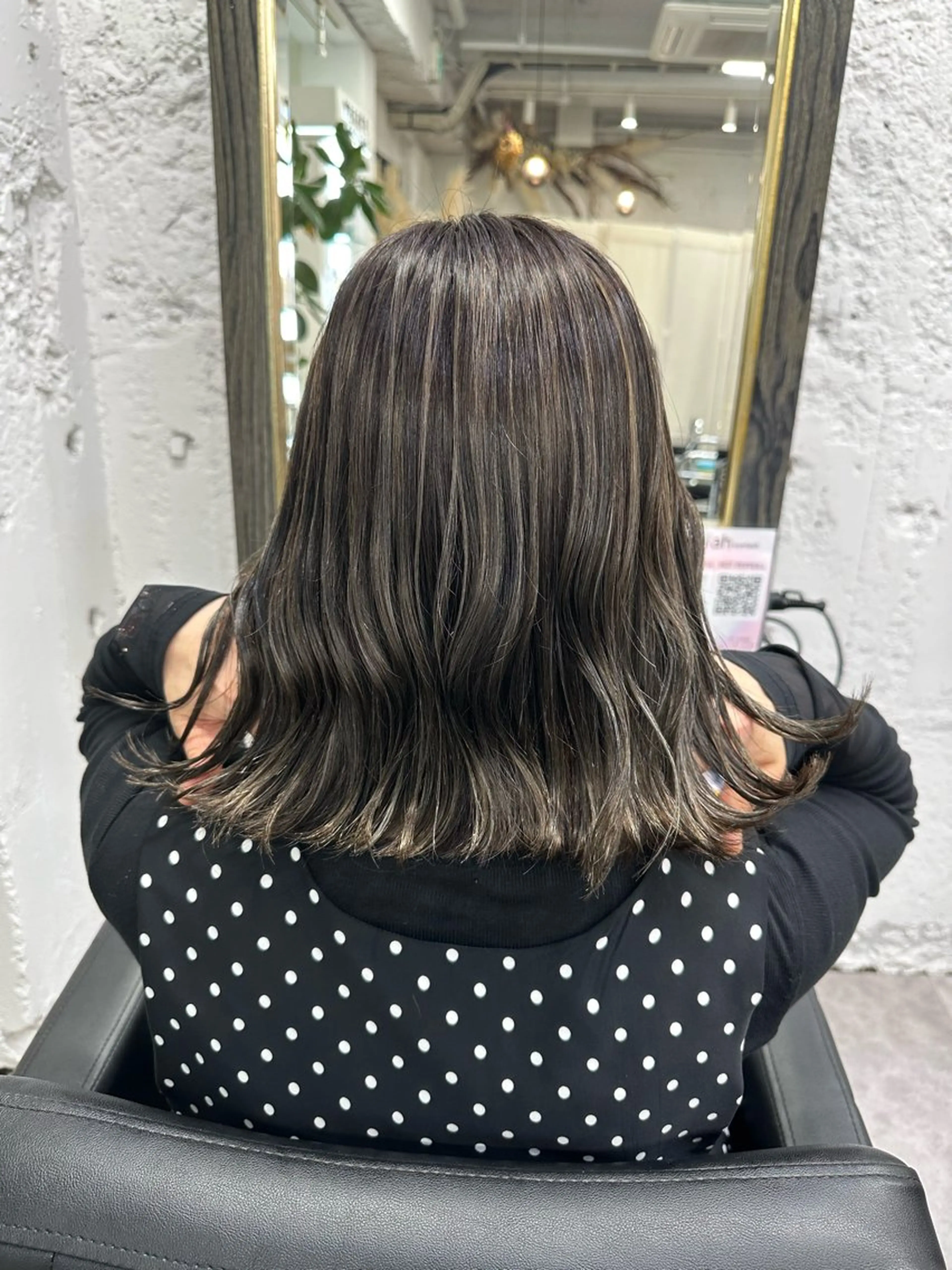 ミディアム カラー 笹江 瑞穂のヘアスタイル