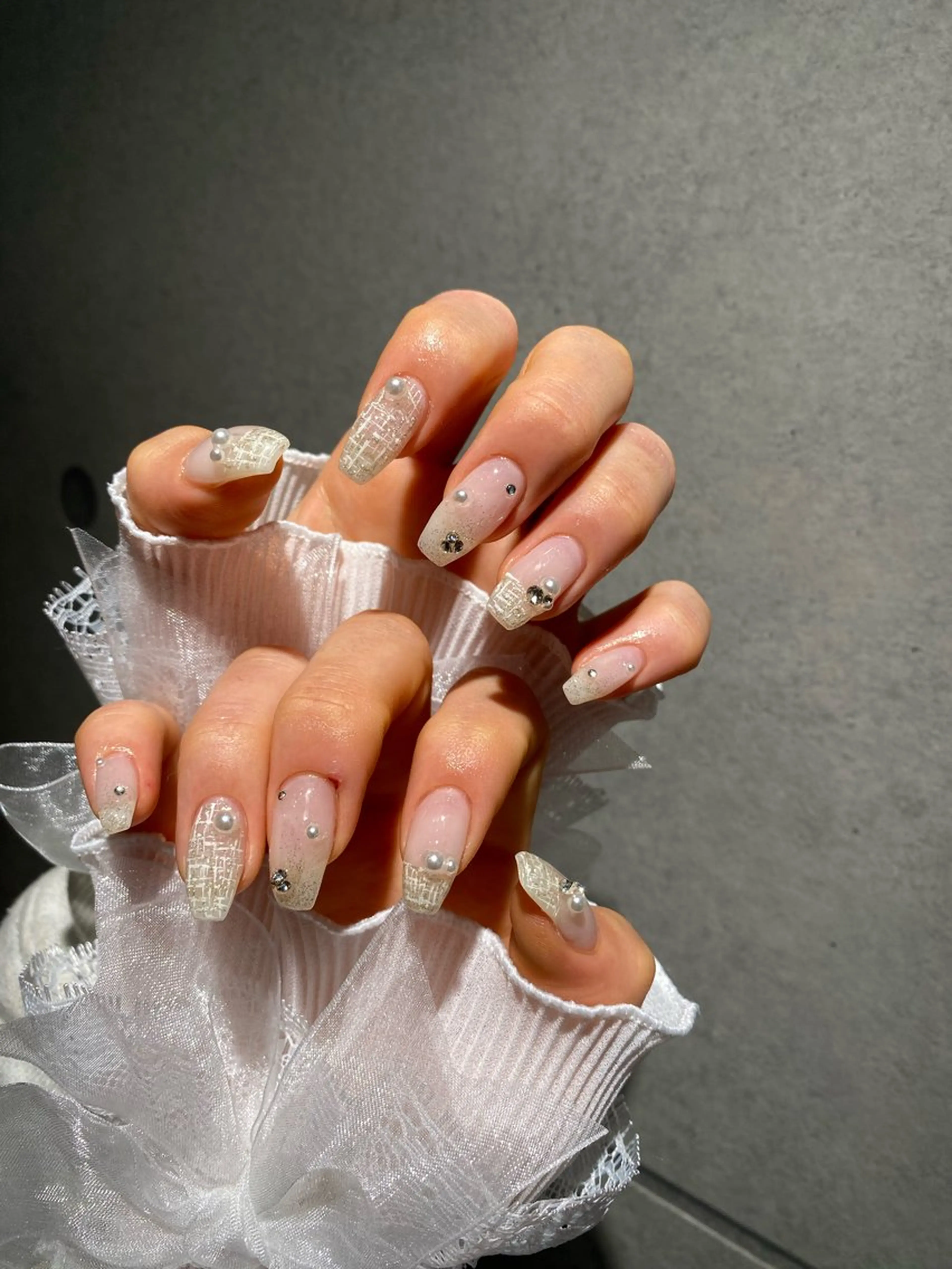 ネイル I-nailロング /ワンホン/キラキラのネイルデザイン