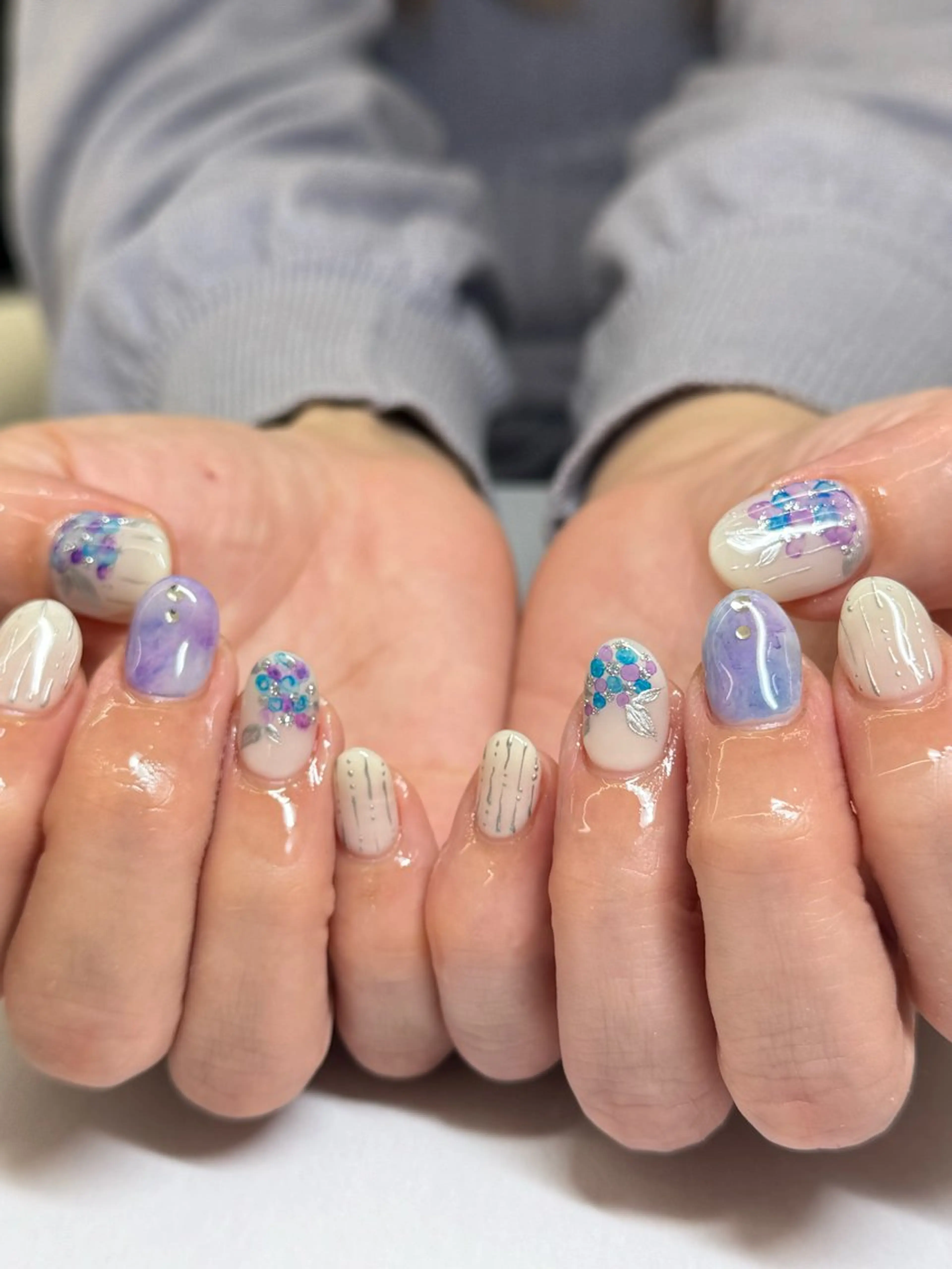 ネイル ジェルネイル 持ち込み パラジェル WHITELY みどりのネイルデザイン