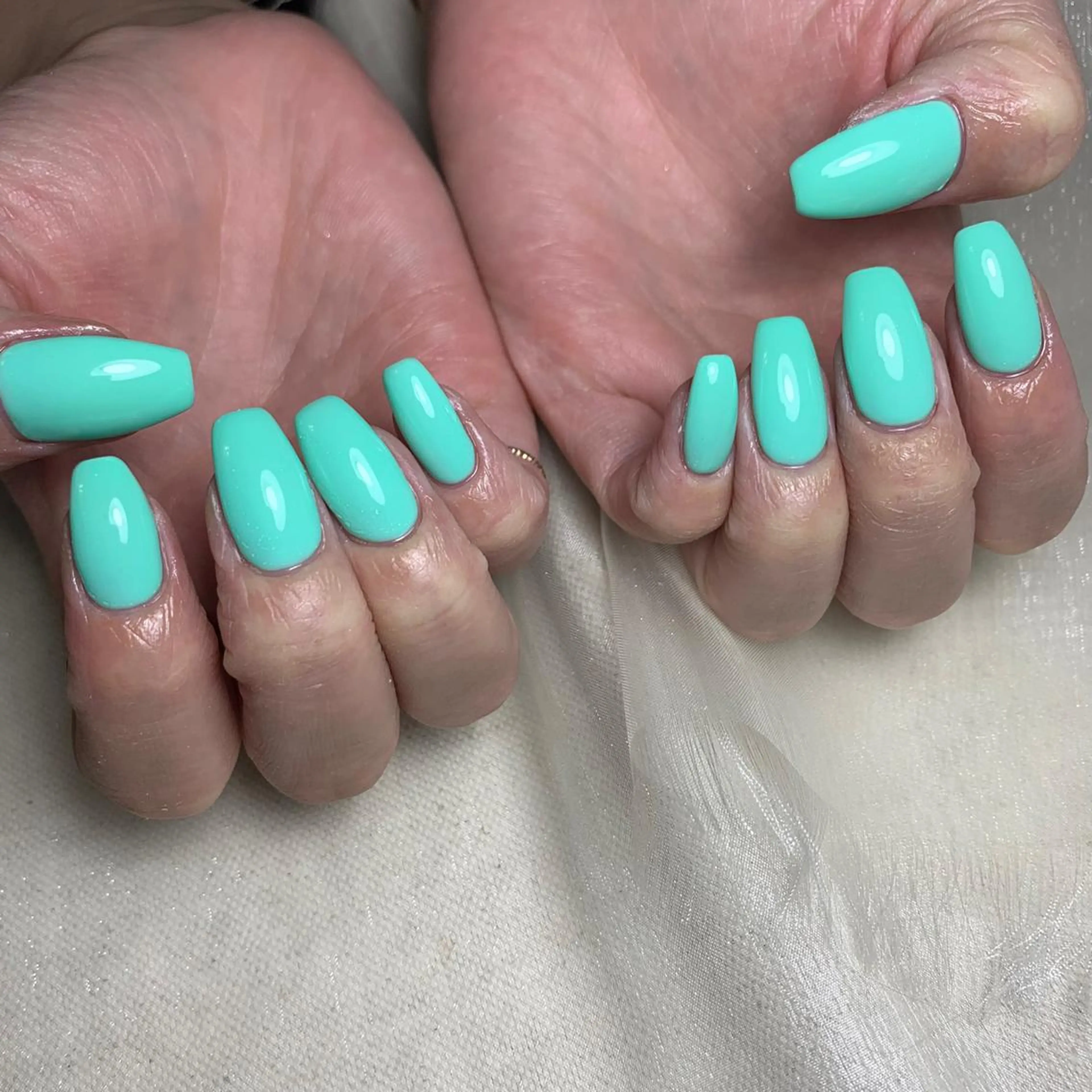 ネイル ハンドネイル 里見 麗のネイルデザイン