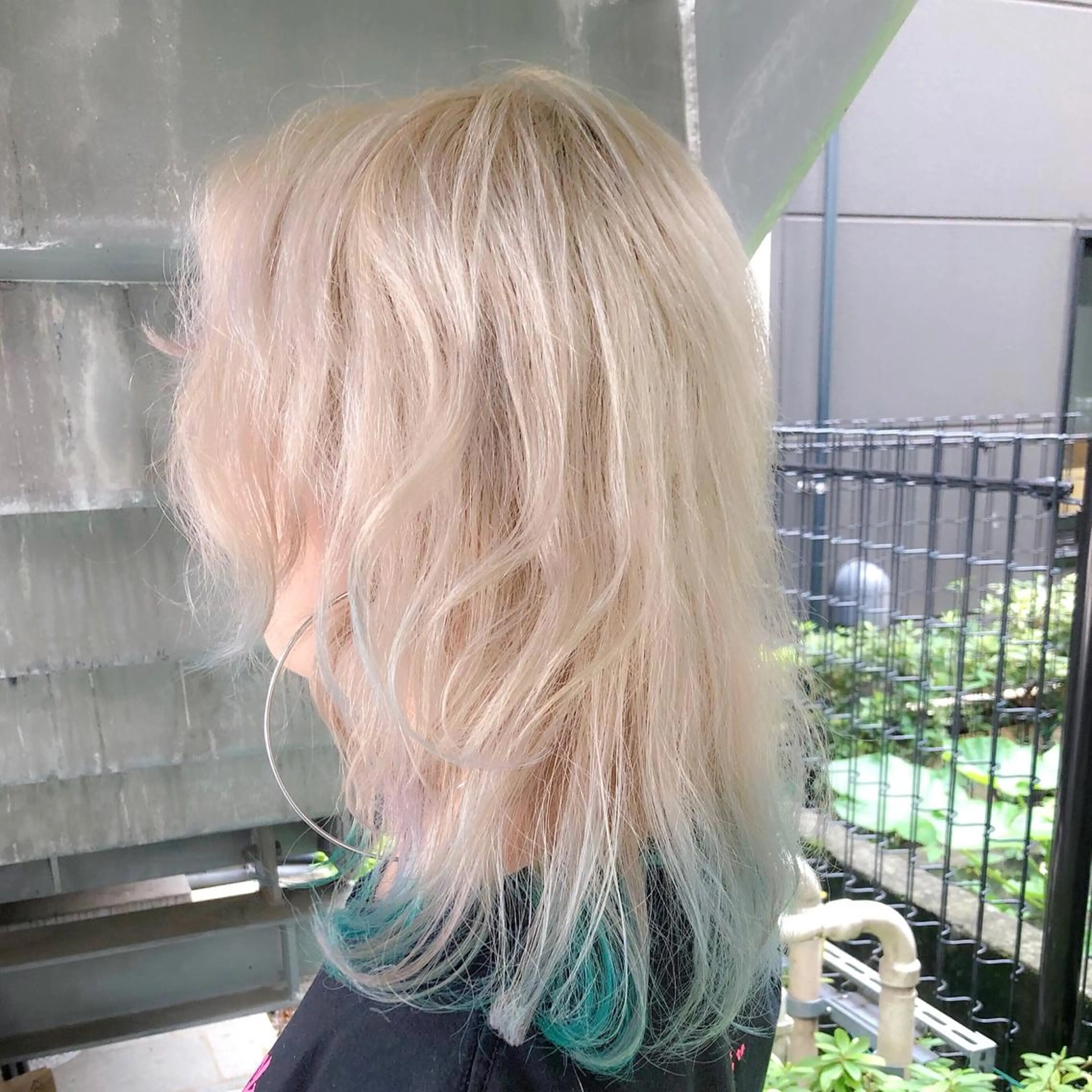 ミディアム サイレント美容師 アイリィのヘアスタイル
