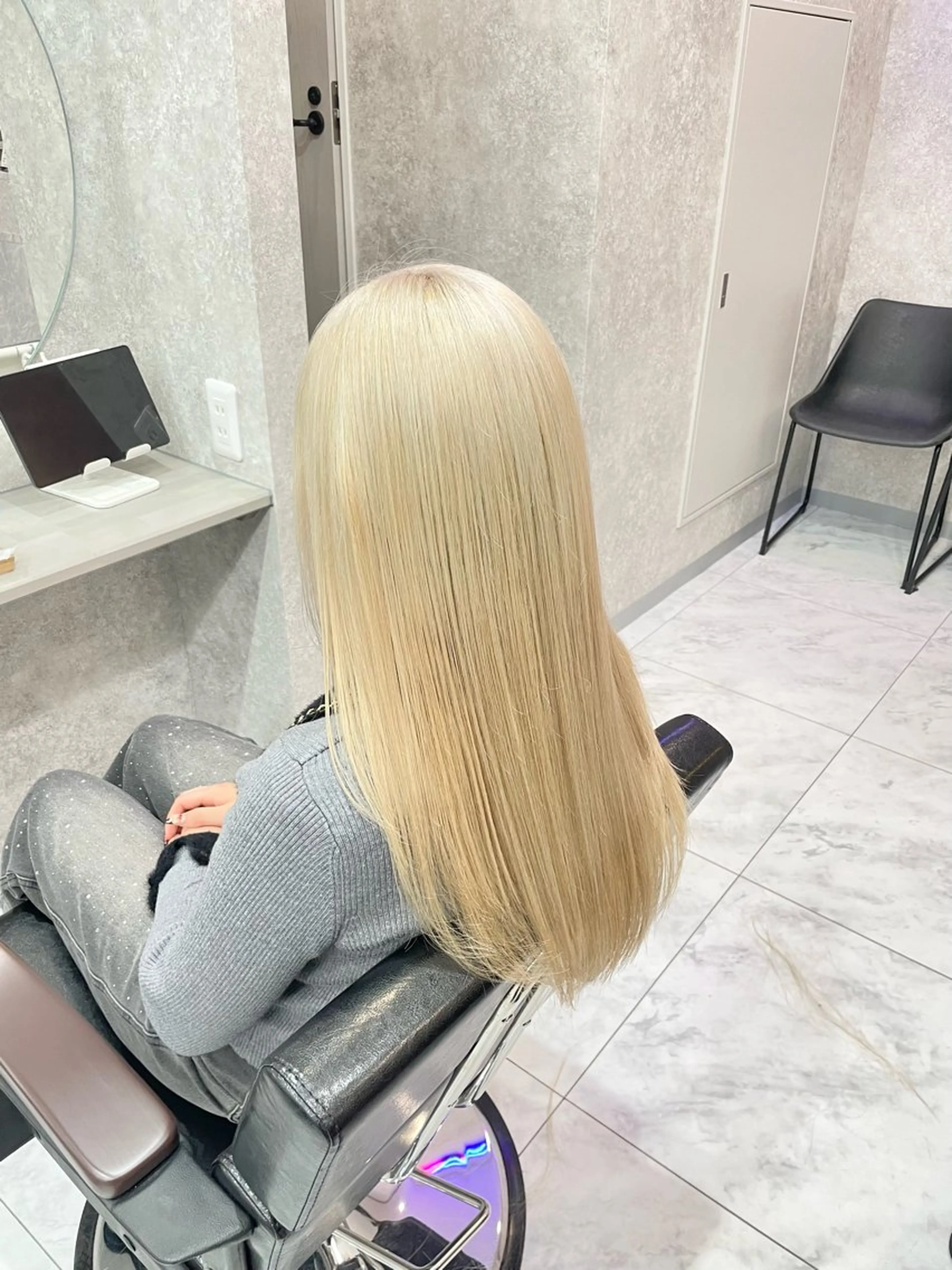 ロング 🦋ハイトーン🦋 石山 希理🦋のヘアスタイル