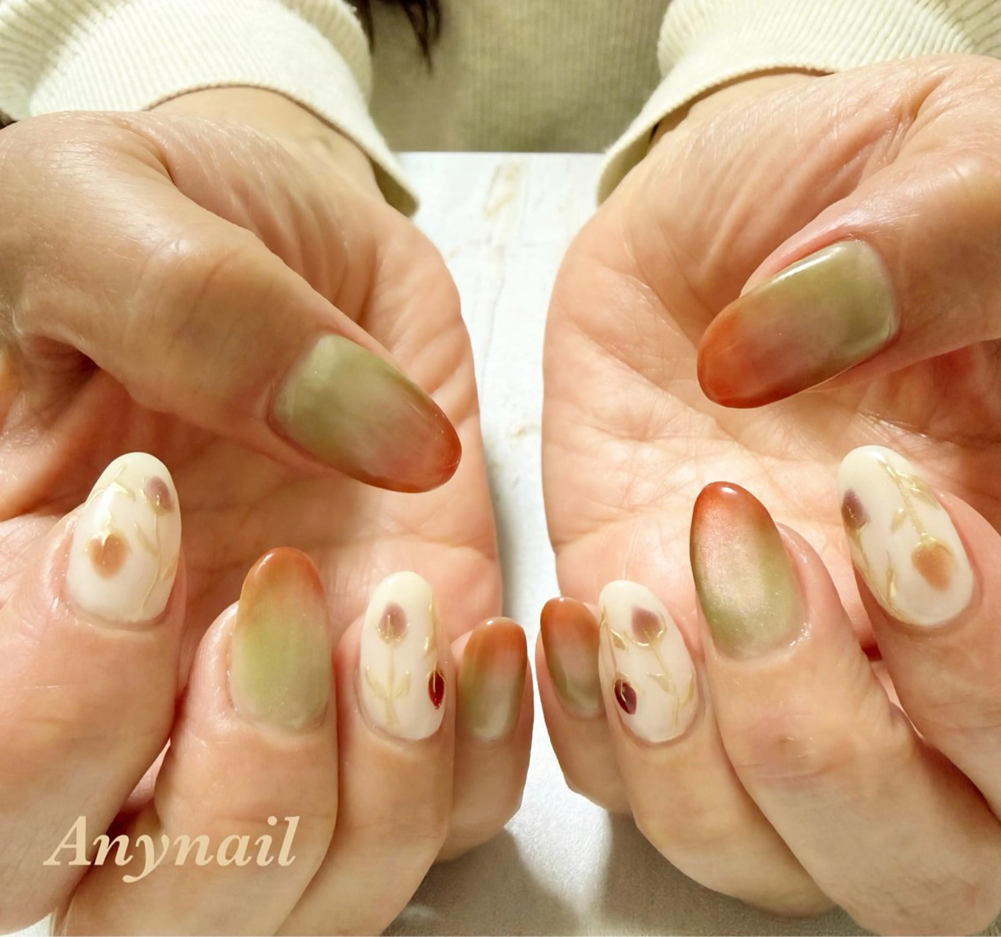 ネイル アートネイル ブルー グラデーション マグネットネイル ミラーネイル 岩澤 恵子のネイルデザイン