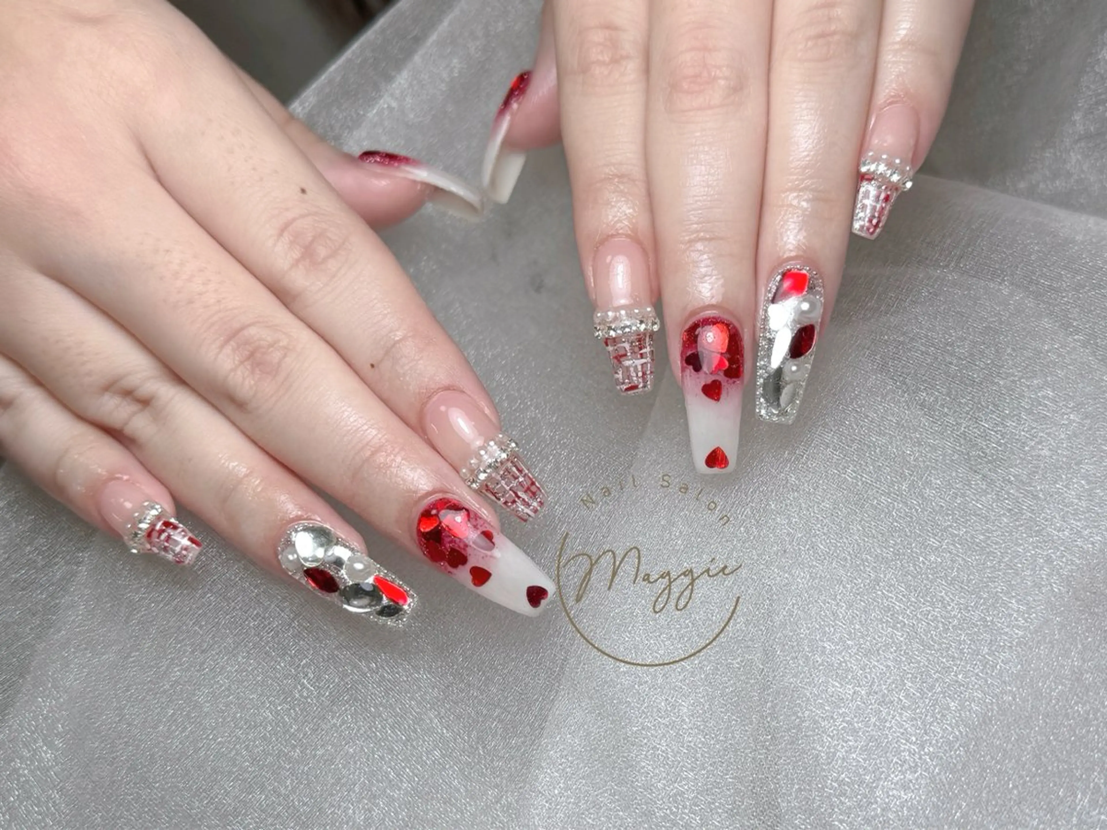 ネイル Maggie Nail🦩のネイルデザイン