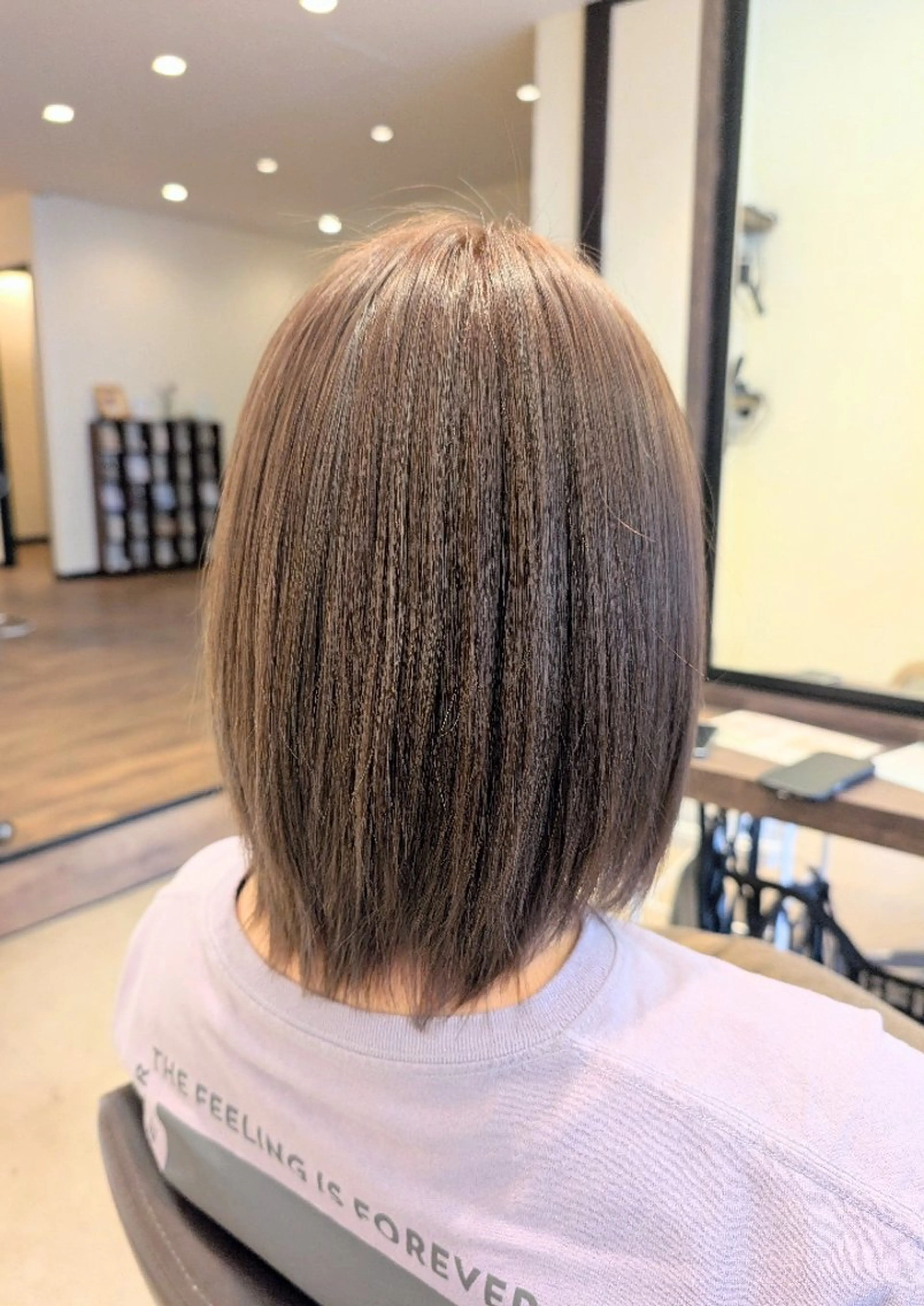 セミロング カラー ヘアカラー 吉田 彩のヘアスタイル