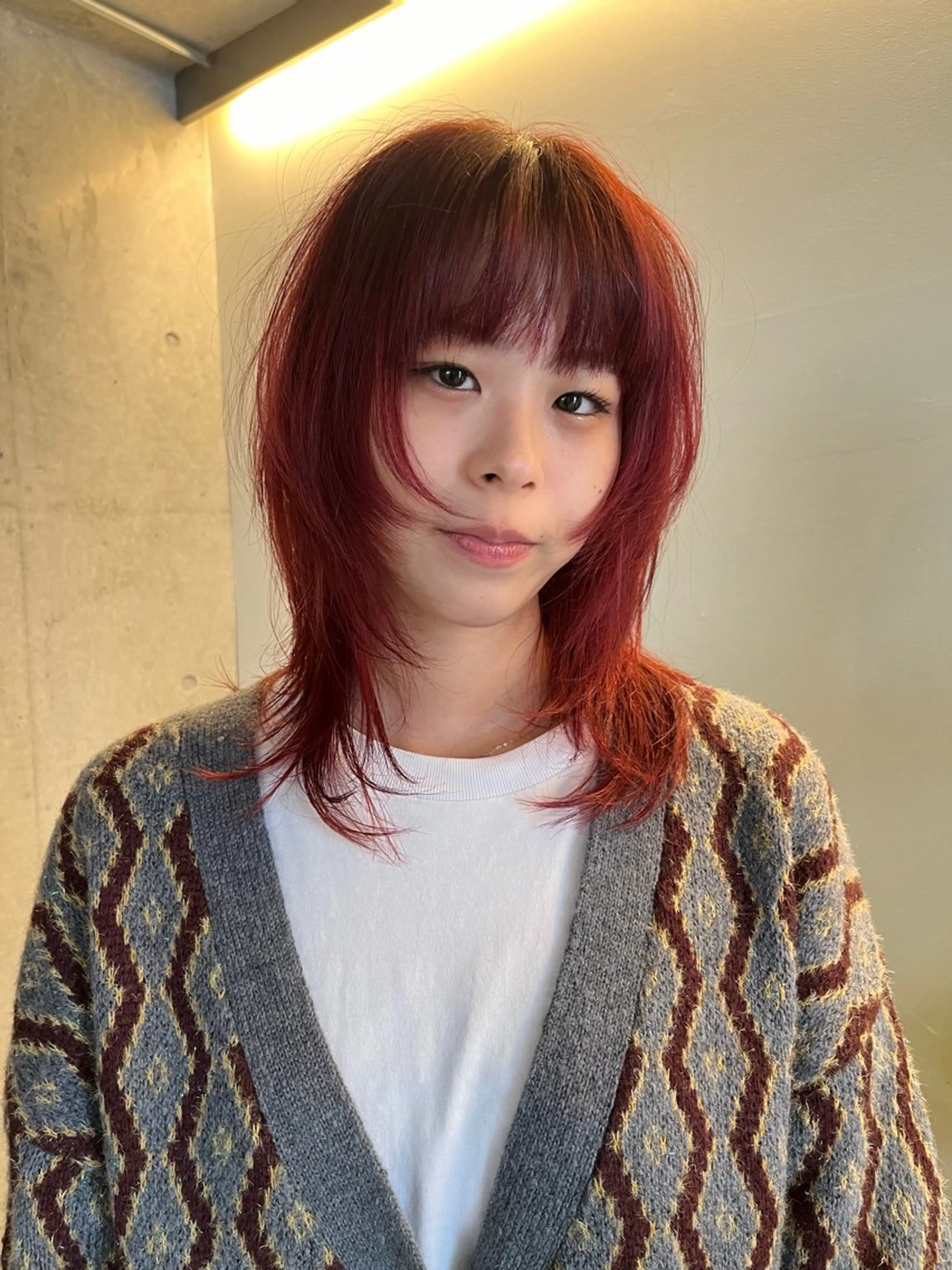 ミディアム レイヤーカット ウルフカット カット ヘアカラー レイヤーカット\ウル フ　chinatsuのヘアスタイル