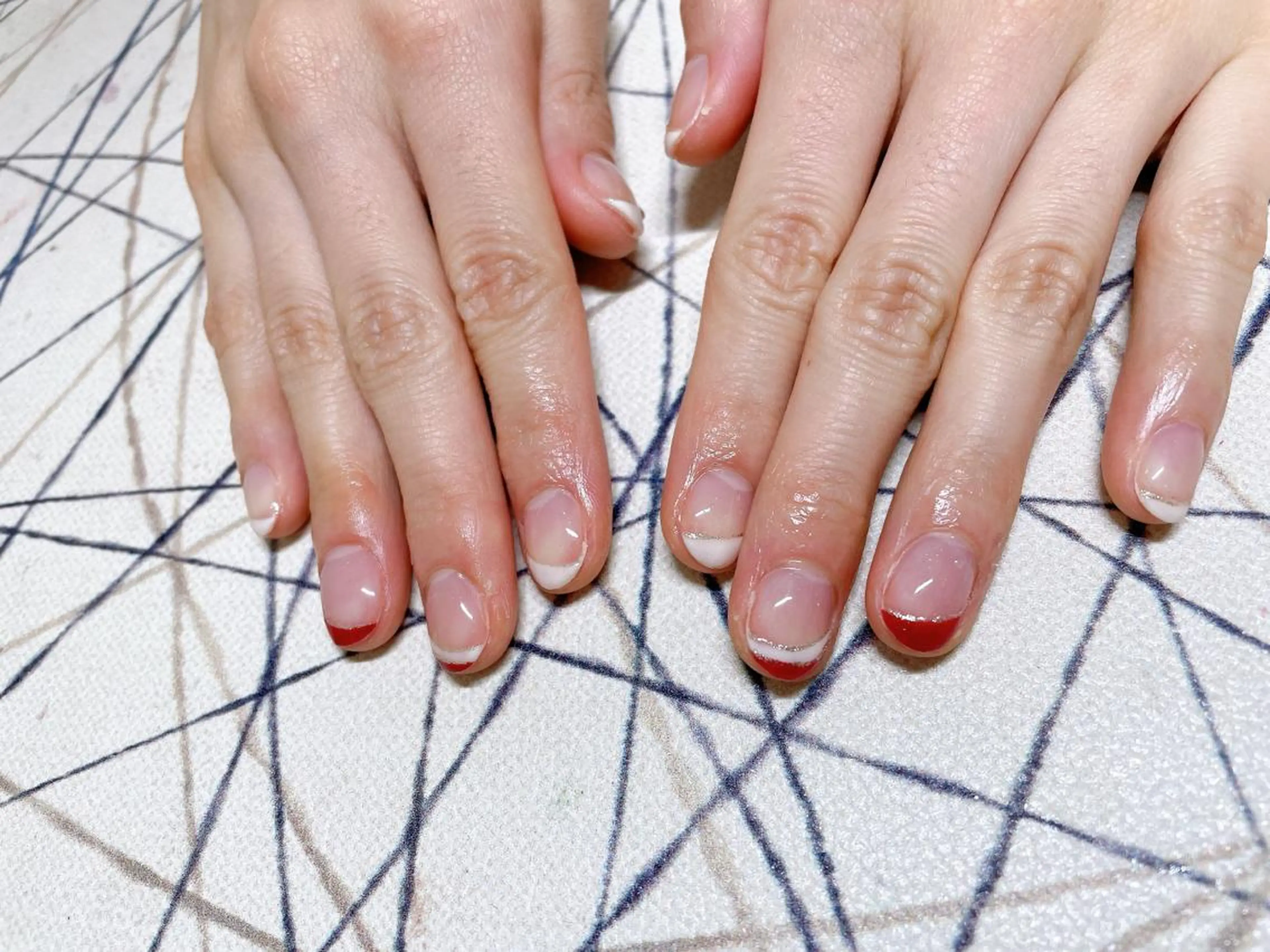 ネイル オーロラネイル フラワーネイル フットネイル フレンチネイル ジェルネイル mogunail &blowのネイルデザイン