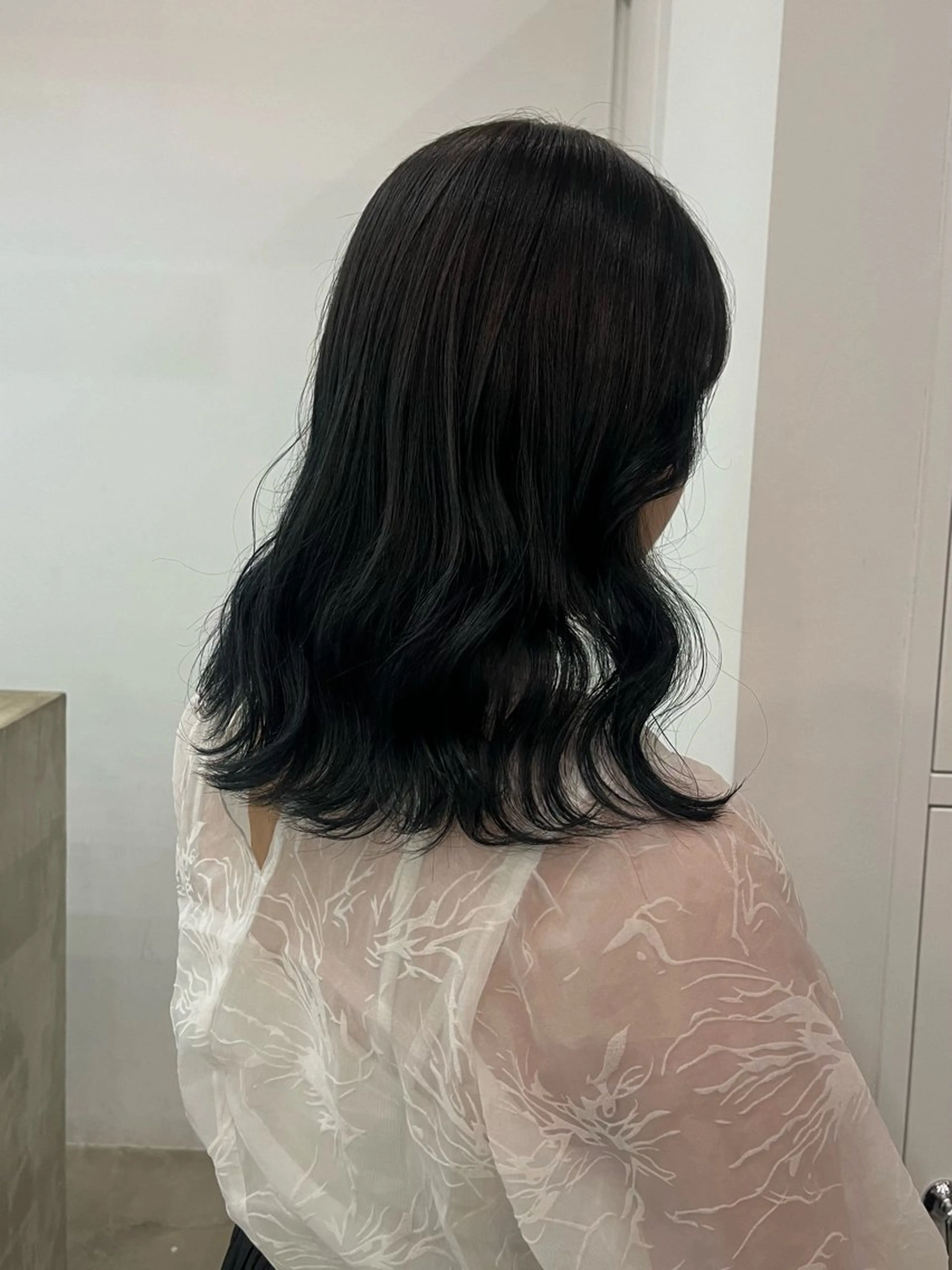 ミディアム カラー XIA AIMIのヘアスタイル