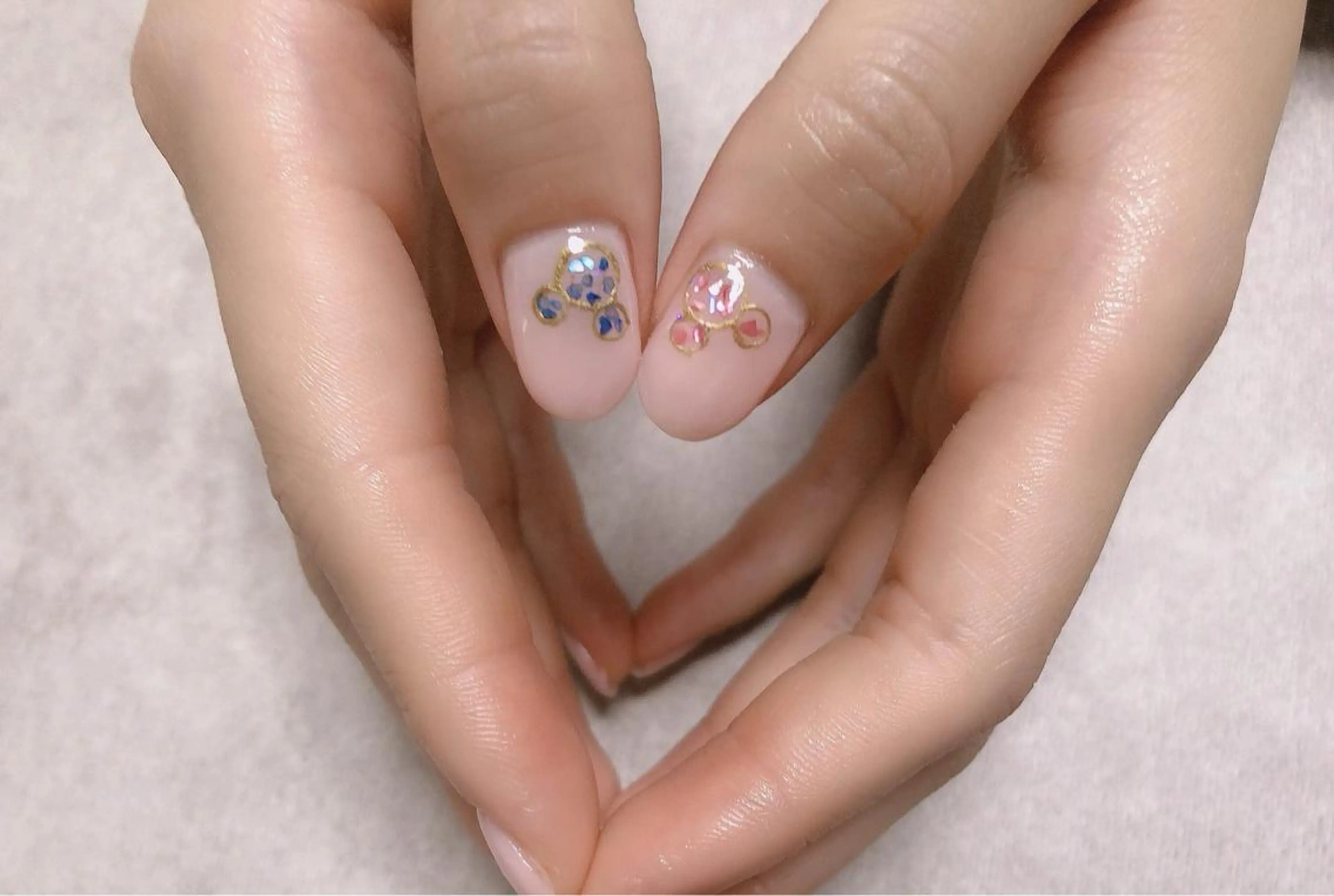 ネイル ジェルネイル パラジェル mano nella mano所属・mano nella manoのネイルデザイン