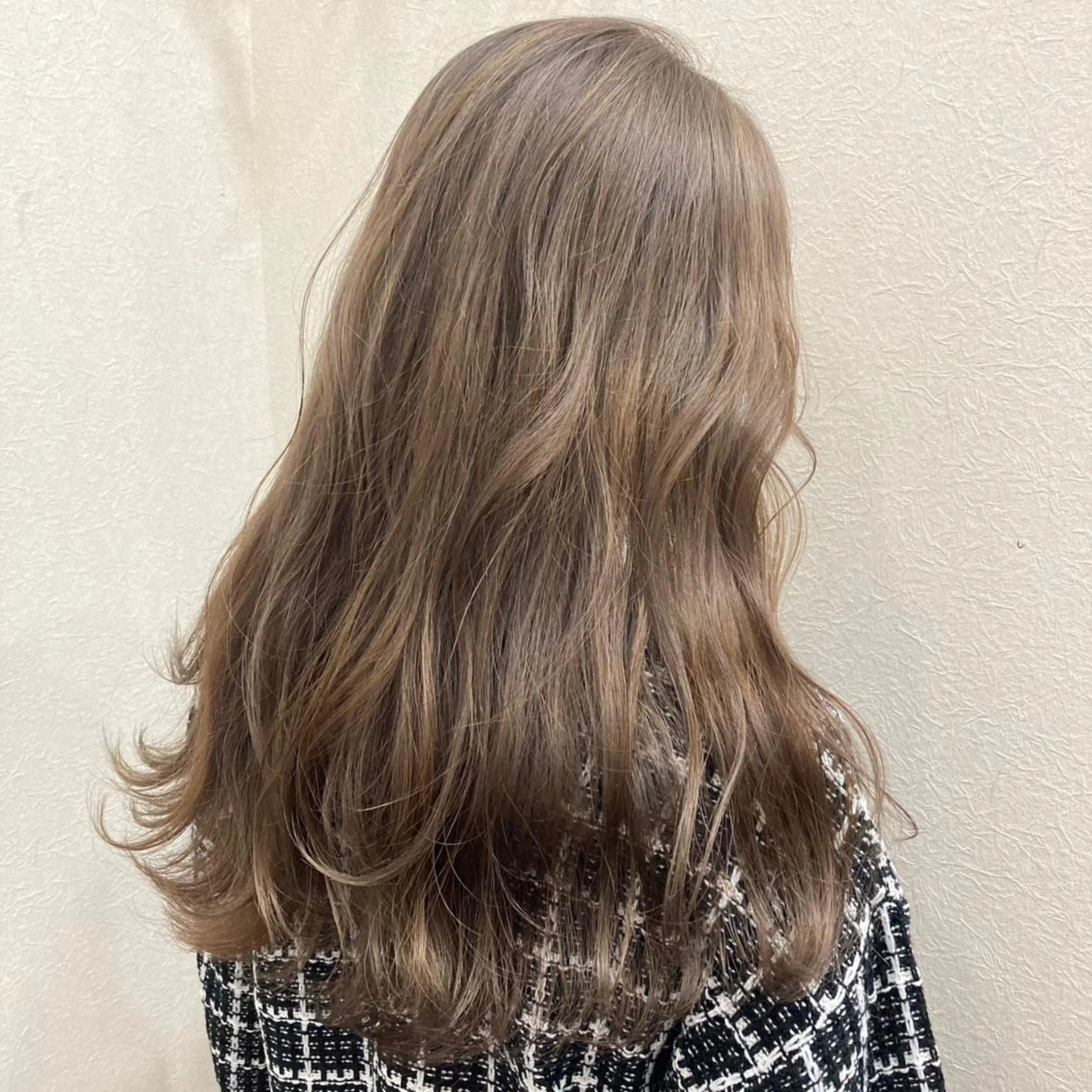 ロング カラー Asian Hair &Eyebrowのヘアスタイル