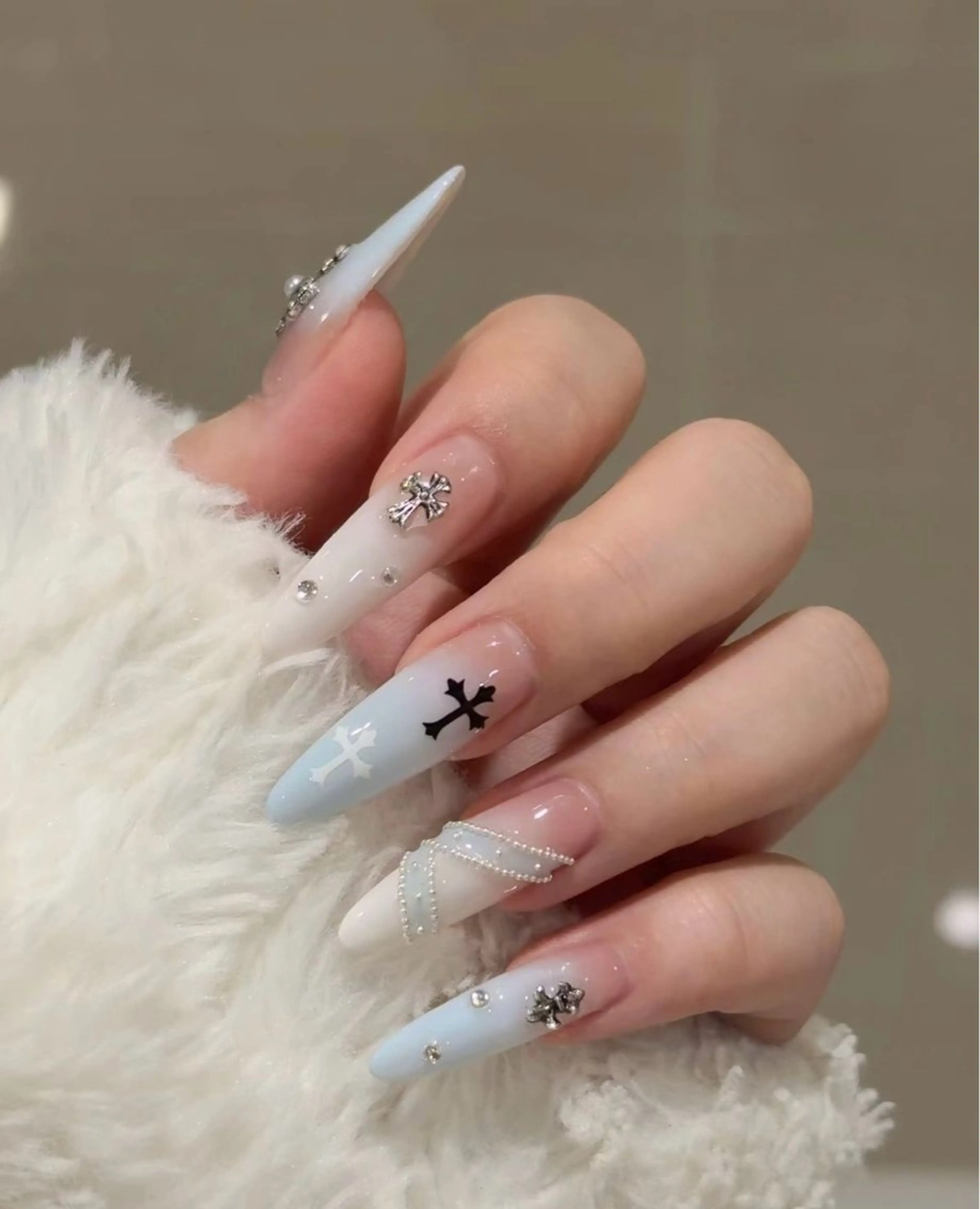 ネイル Mika Nails 心斎橋のネイルデザイン