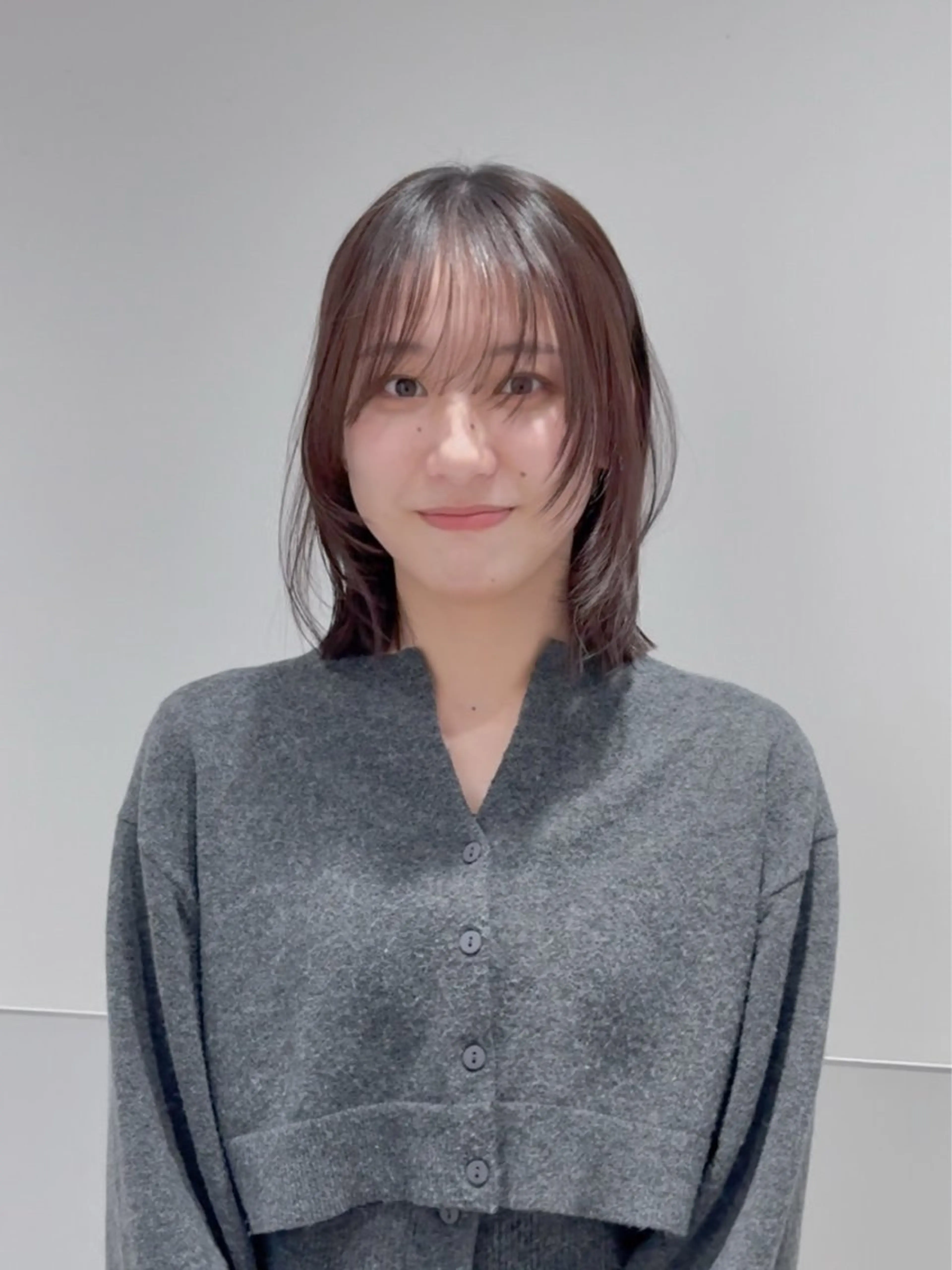 ミディアム カラー パーマ ヘアアレンジ メンズ 切りっぱなしボブ ボブレイヤー メンズ韓国風 ボブ くびれヘア カット 縮毛矯正 トリートメント 切りっぱなしヘアボブ ミディアムヘアRYOのヘアスタイル