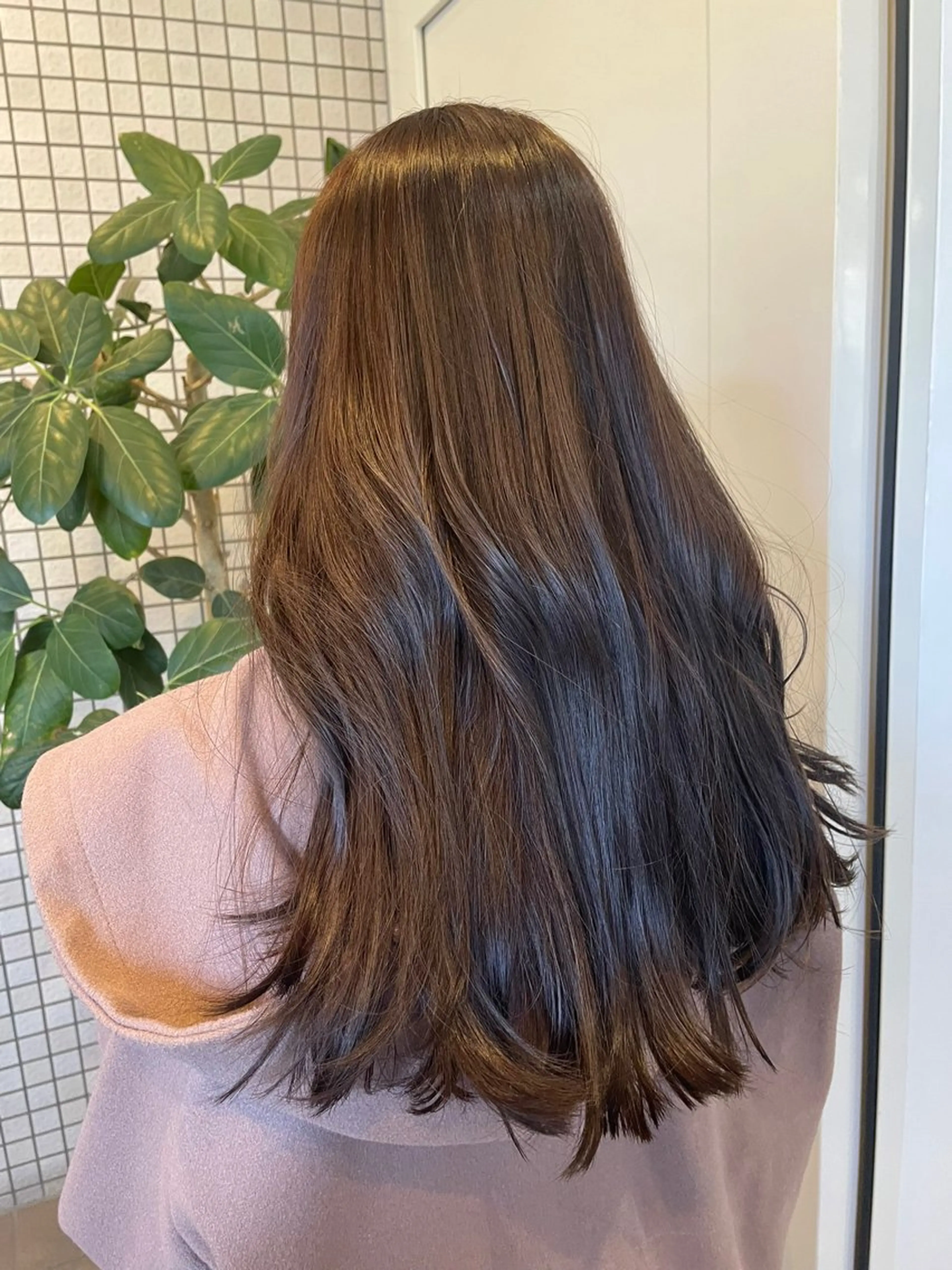 セミロング カラー ベージュカラー ヘアカラー 透明感カラー🪡🤍 nanao🤍🪡のヘアスタイル