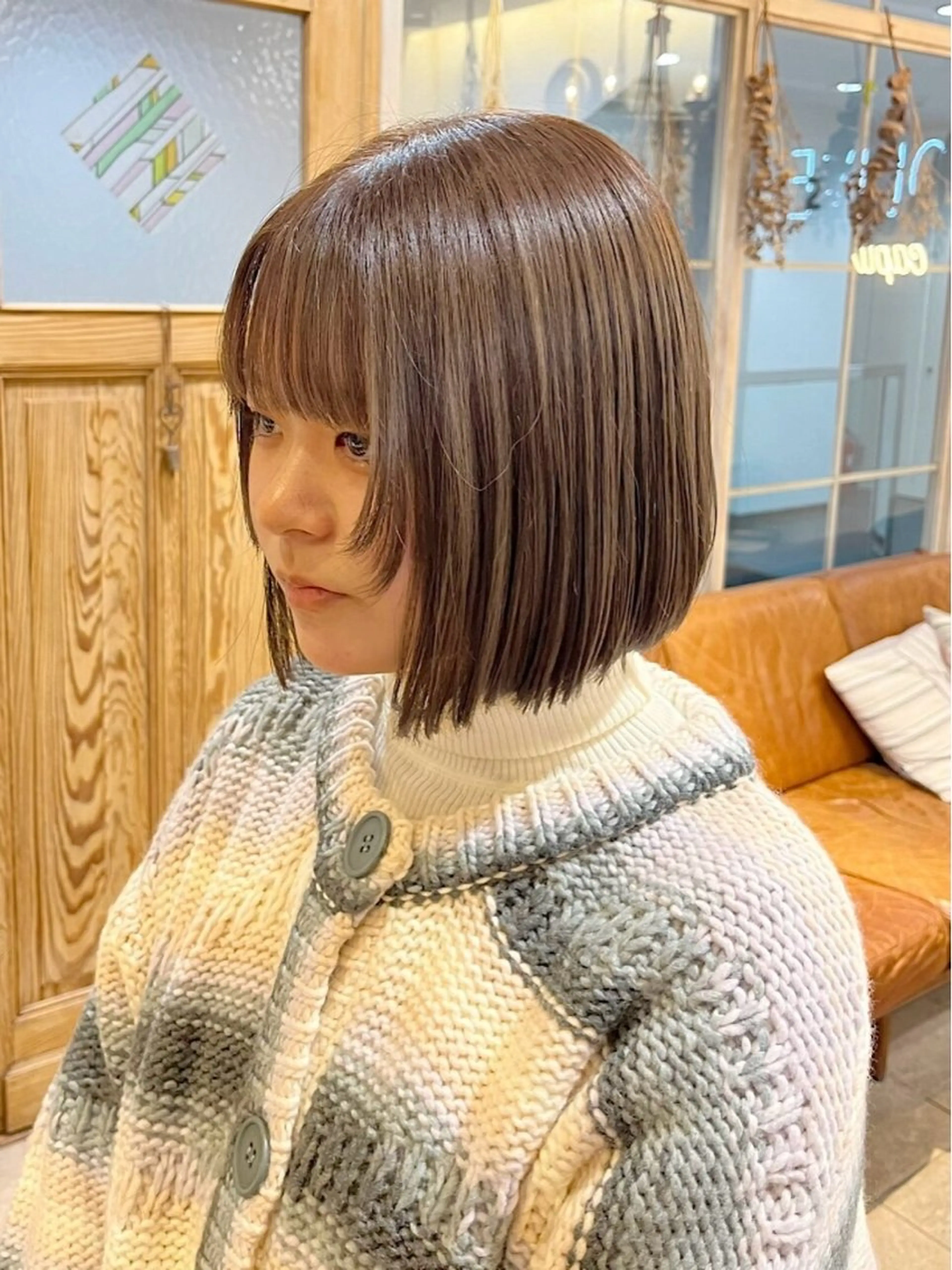 ショート カラー ボブ 韓国風ヘア レイヤーカット 小顔カット トリートメント レイヤーカット☆顔ま わりカット＊田村りおのヘアスタイル