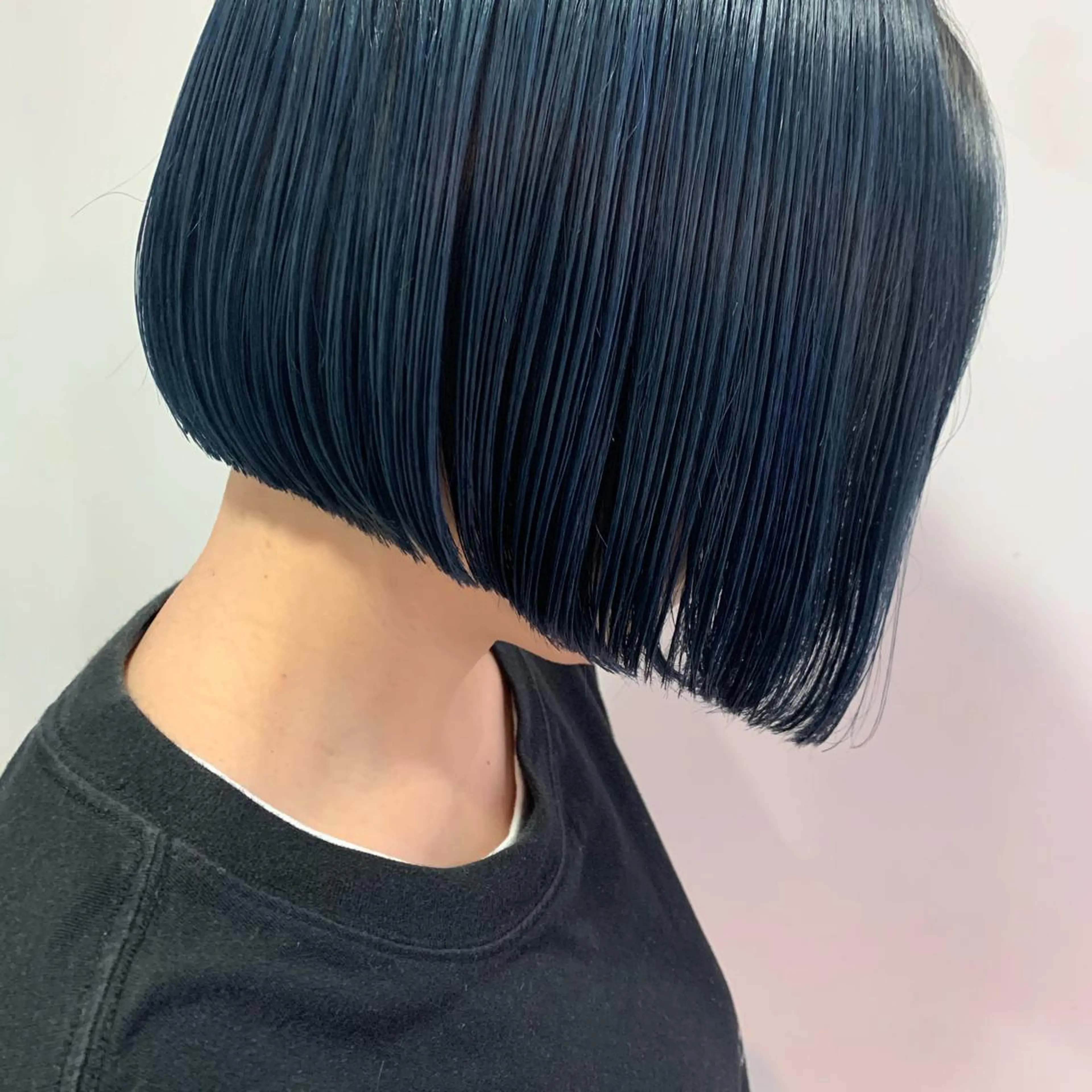 ミディアム カラー ブルーカラー ボブ ひらやま りょういちのヘアスタイル