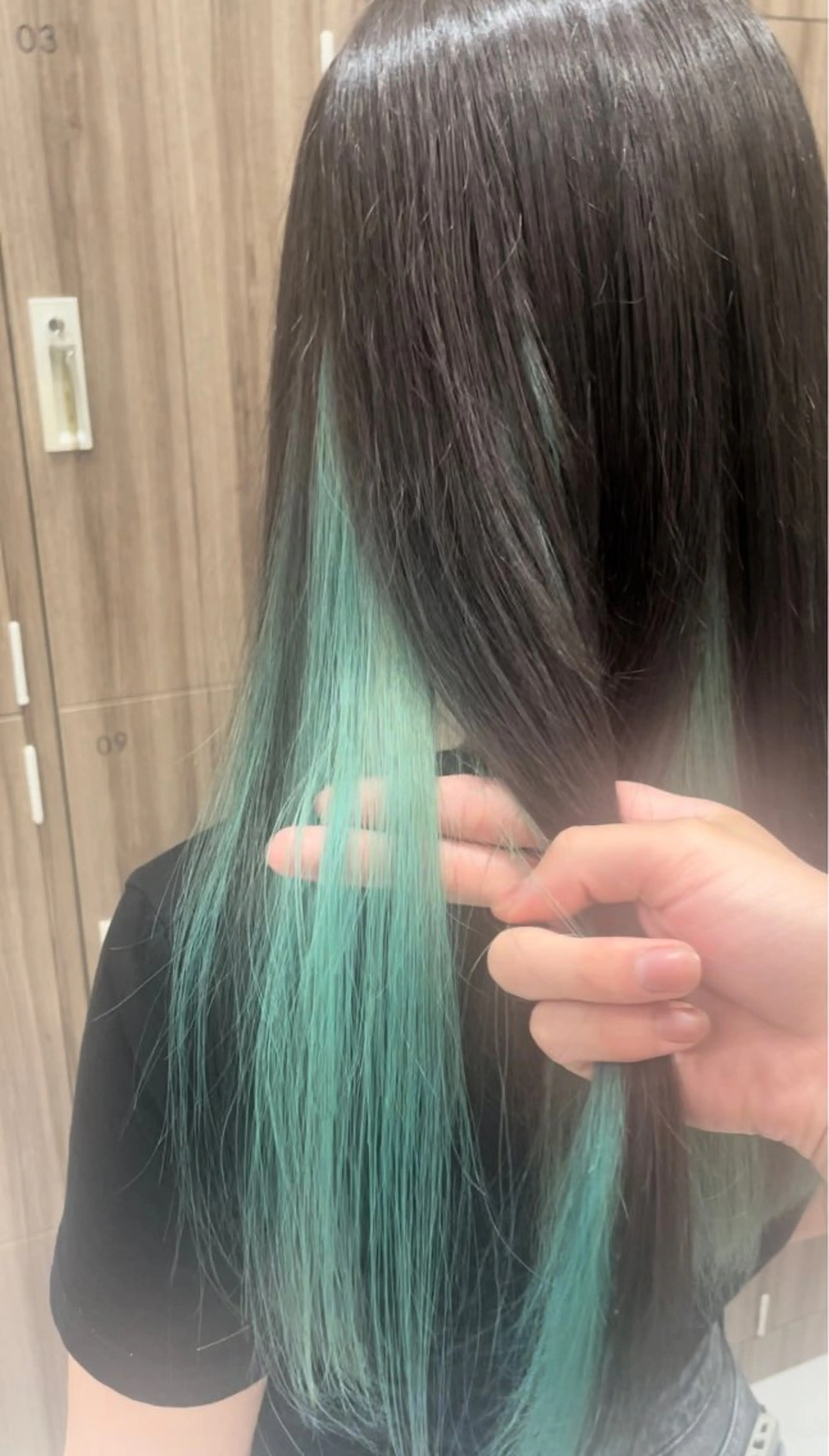 ロング カラー 【複雑履歴ブリーチ】 中村　玲仁のヘアスタイル