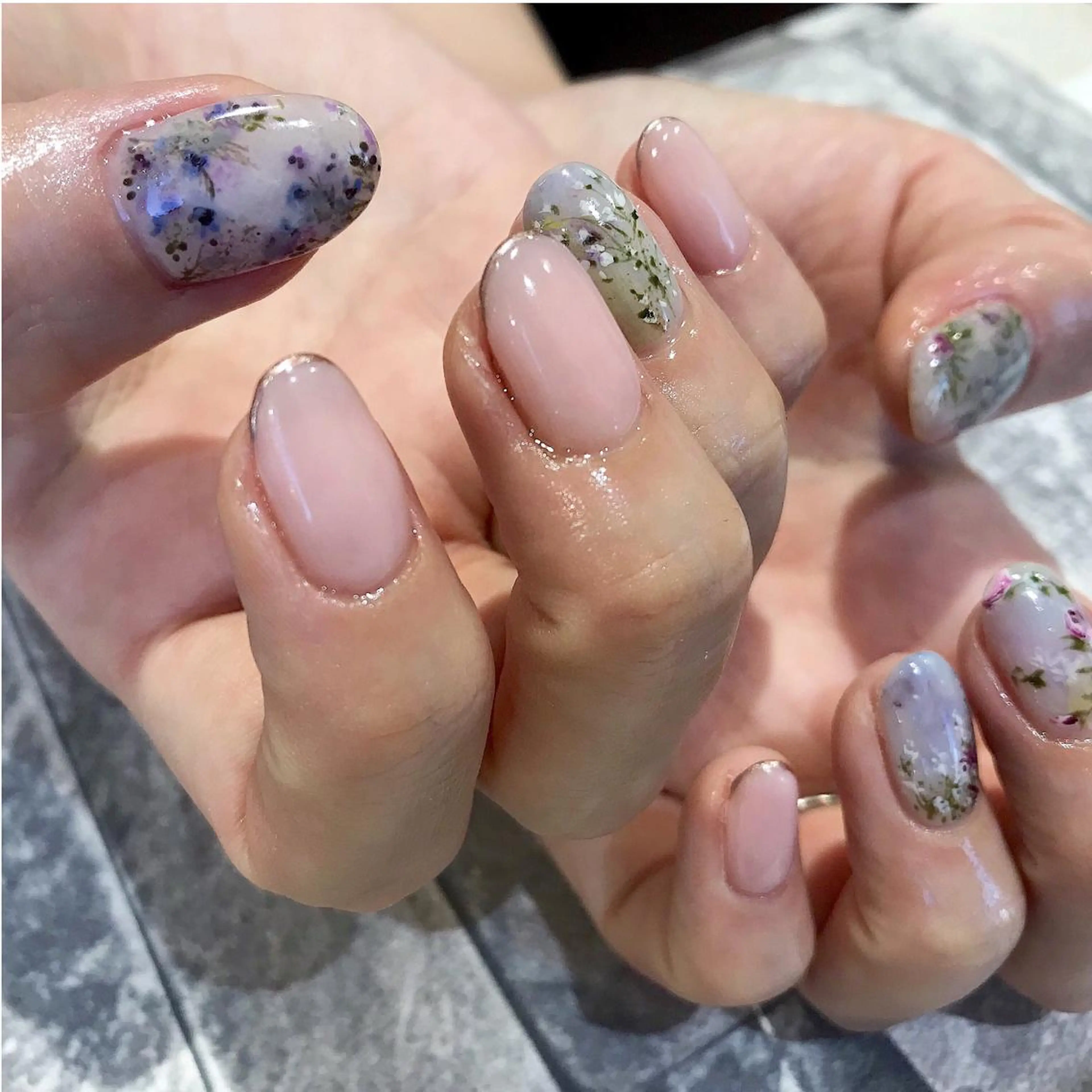 ネイル nail atelier AMBER所属・saori .の眉毛・アイブロウイメージ