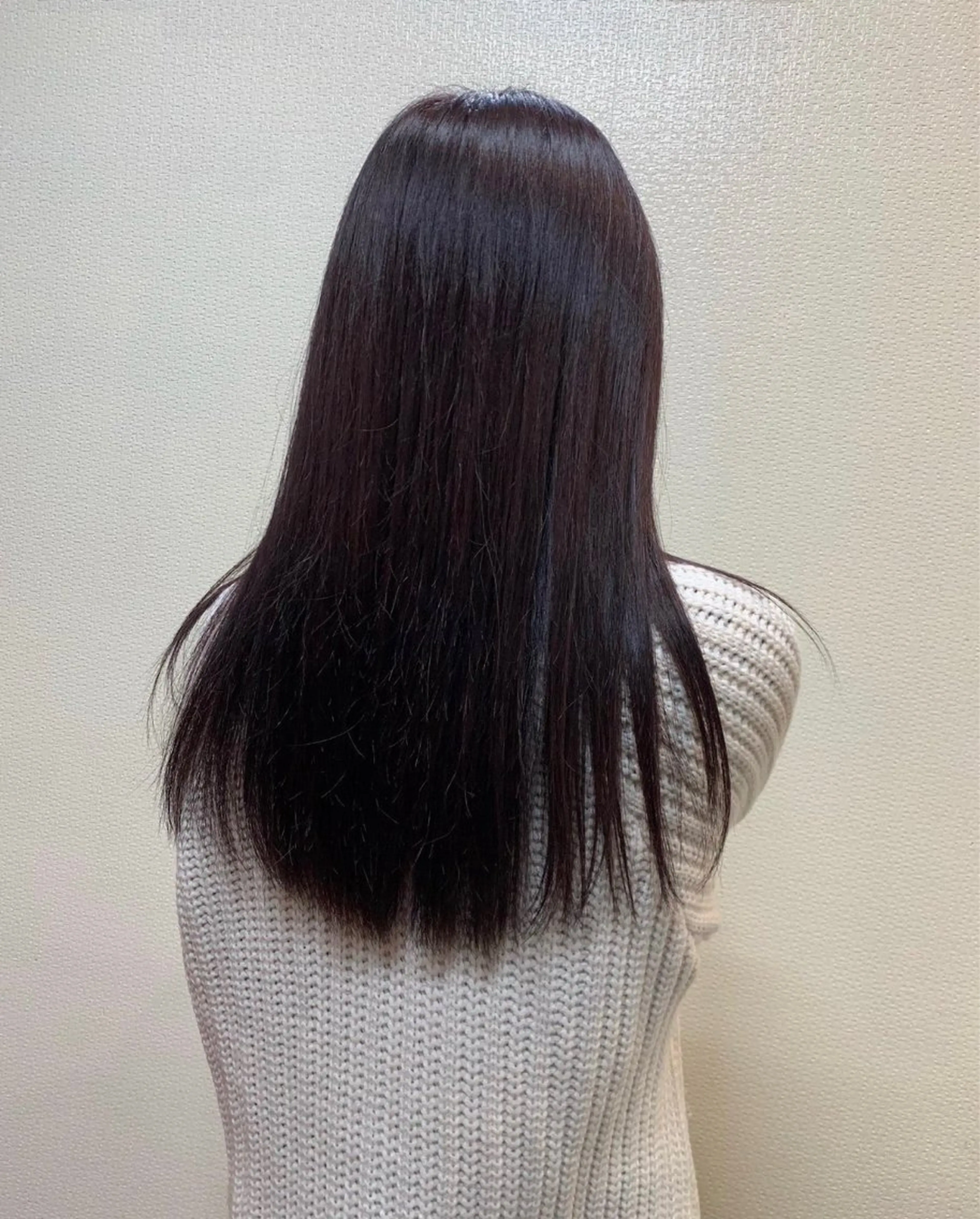 カラー 篠原 ゆうかのヘアスタイル