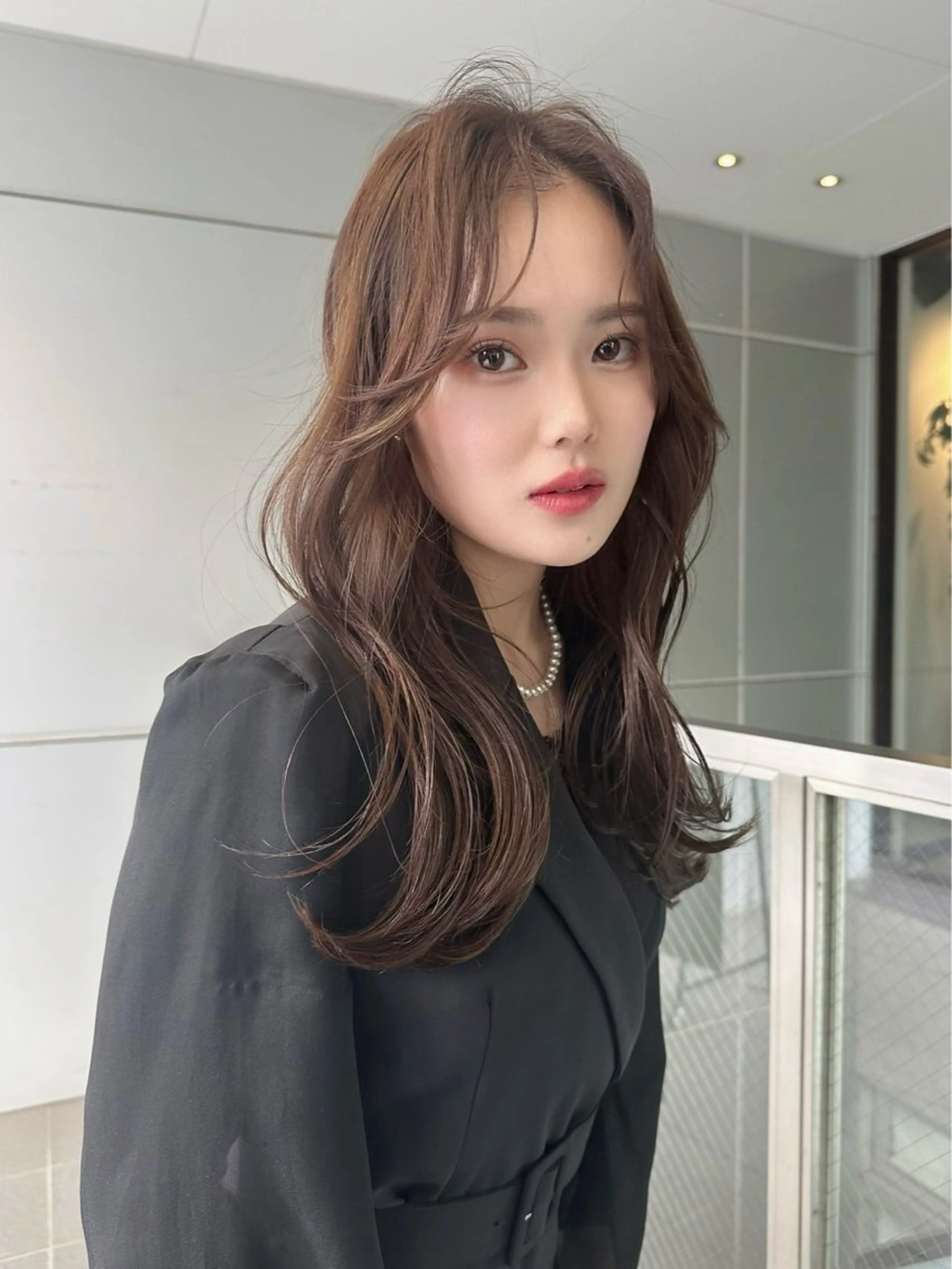 ミディアム 韓国風ヘア レイヤーカット A M Iのヘアスタイル