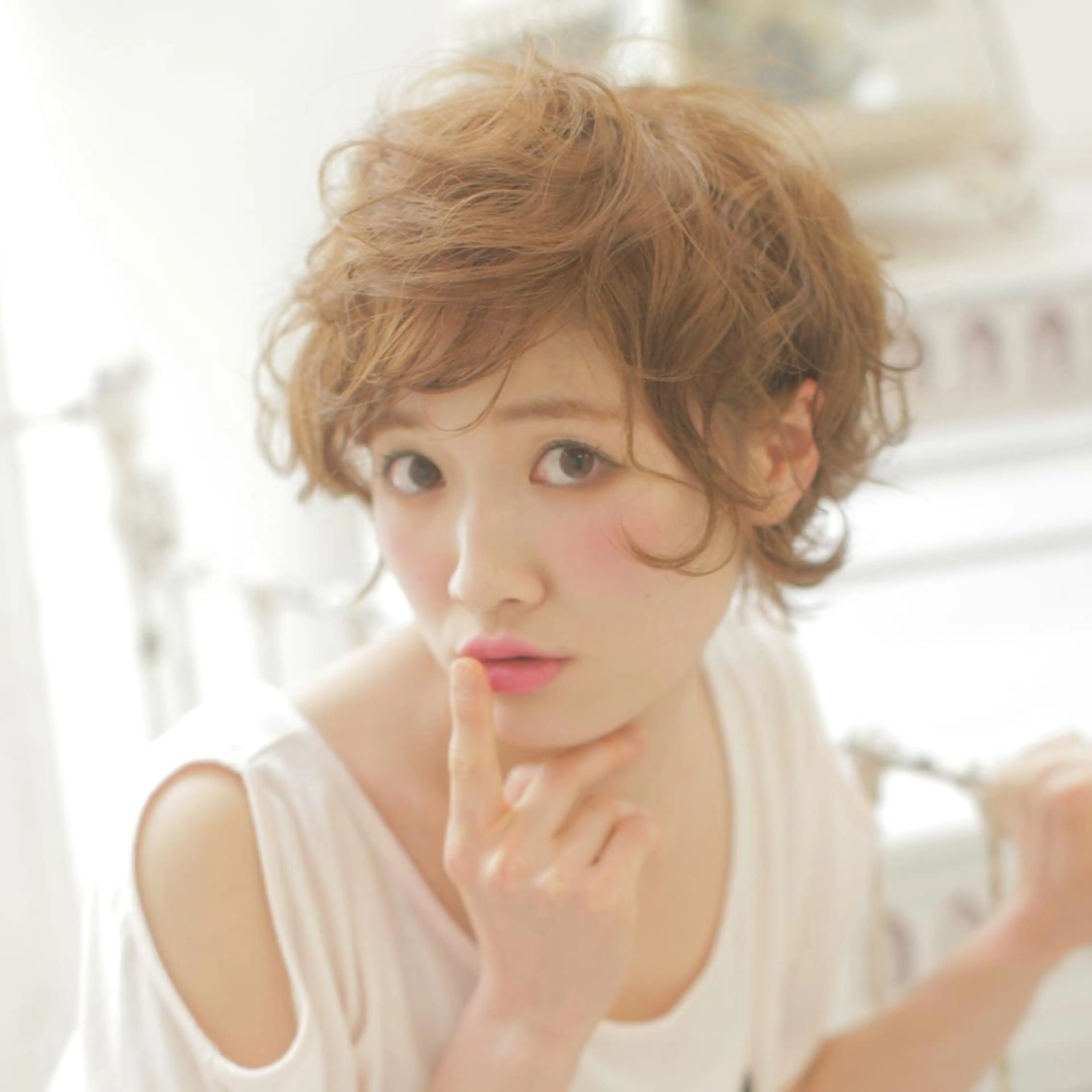 ショート カラー パーマ くせ毛 心斎橋 女性 スタイリスト  大阪のヘアスタイル