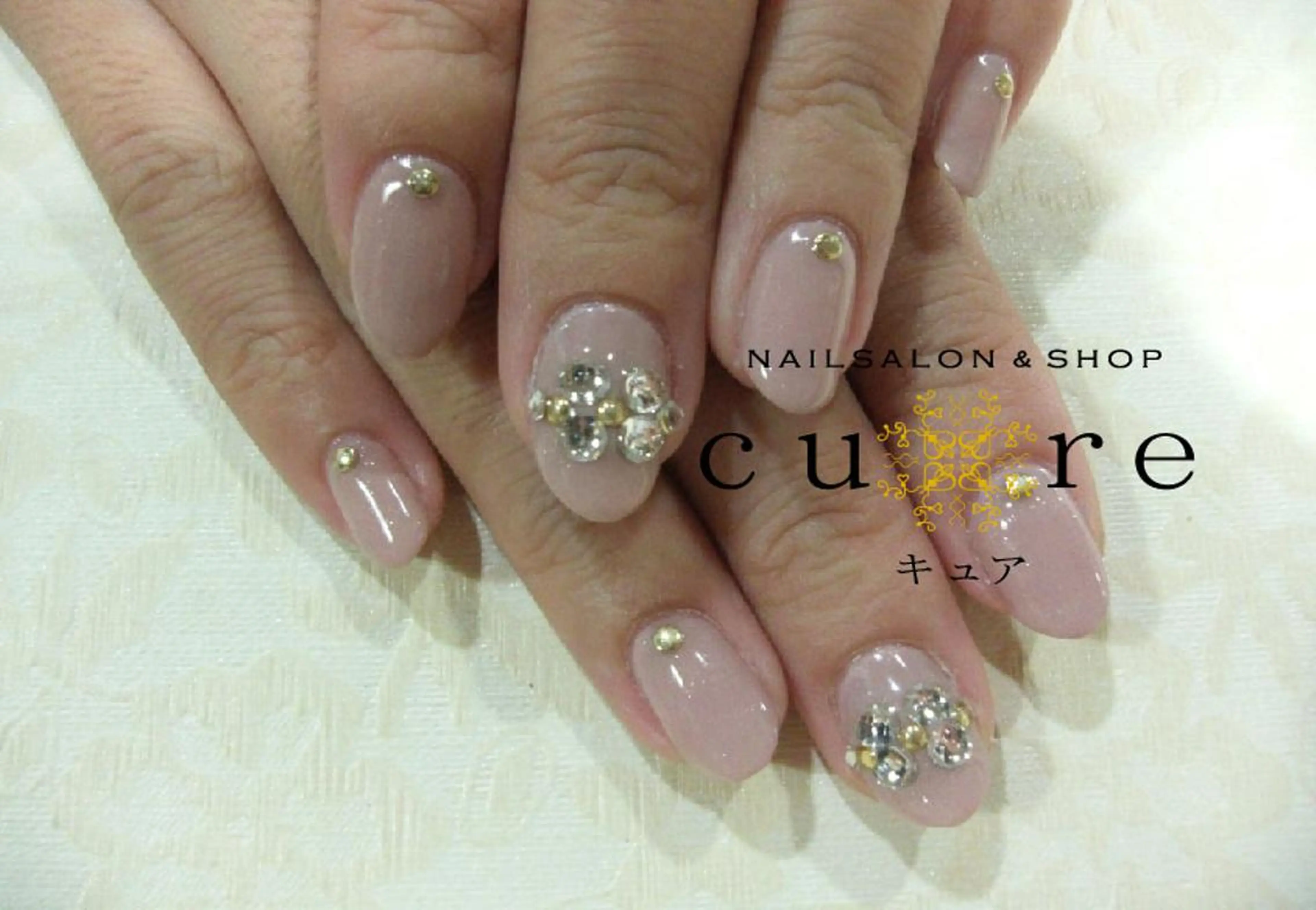 ミディアム ネイル ネイルサロン Cureのネイルデザイン