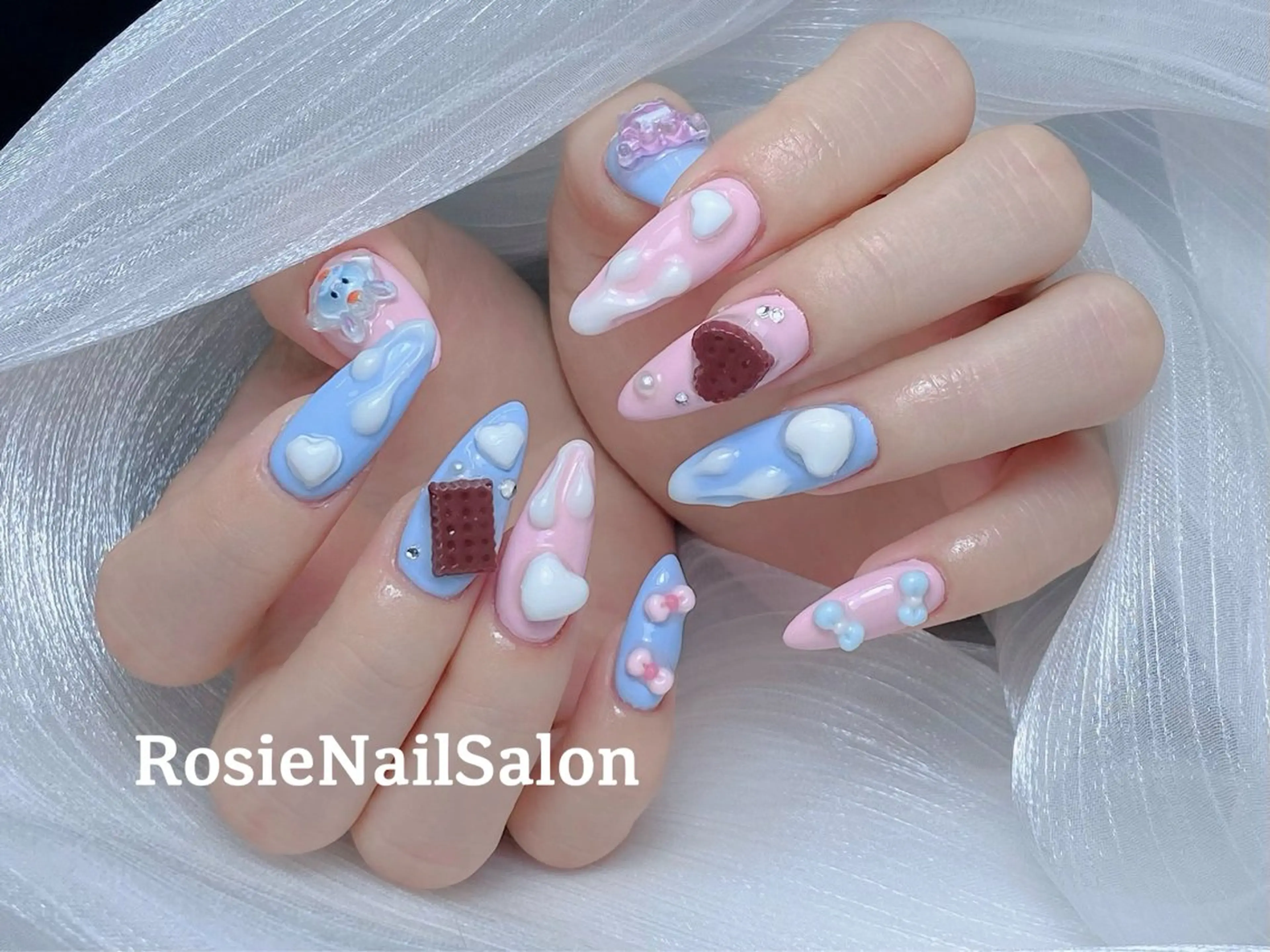 ネイル Rosie Nail サロン南越谷のネイルデザイン