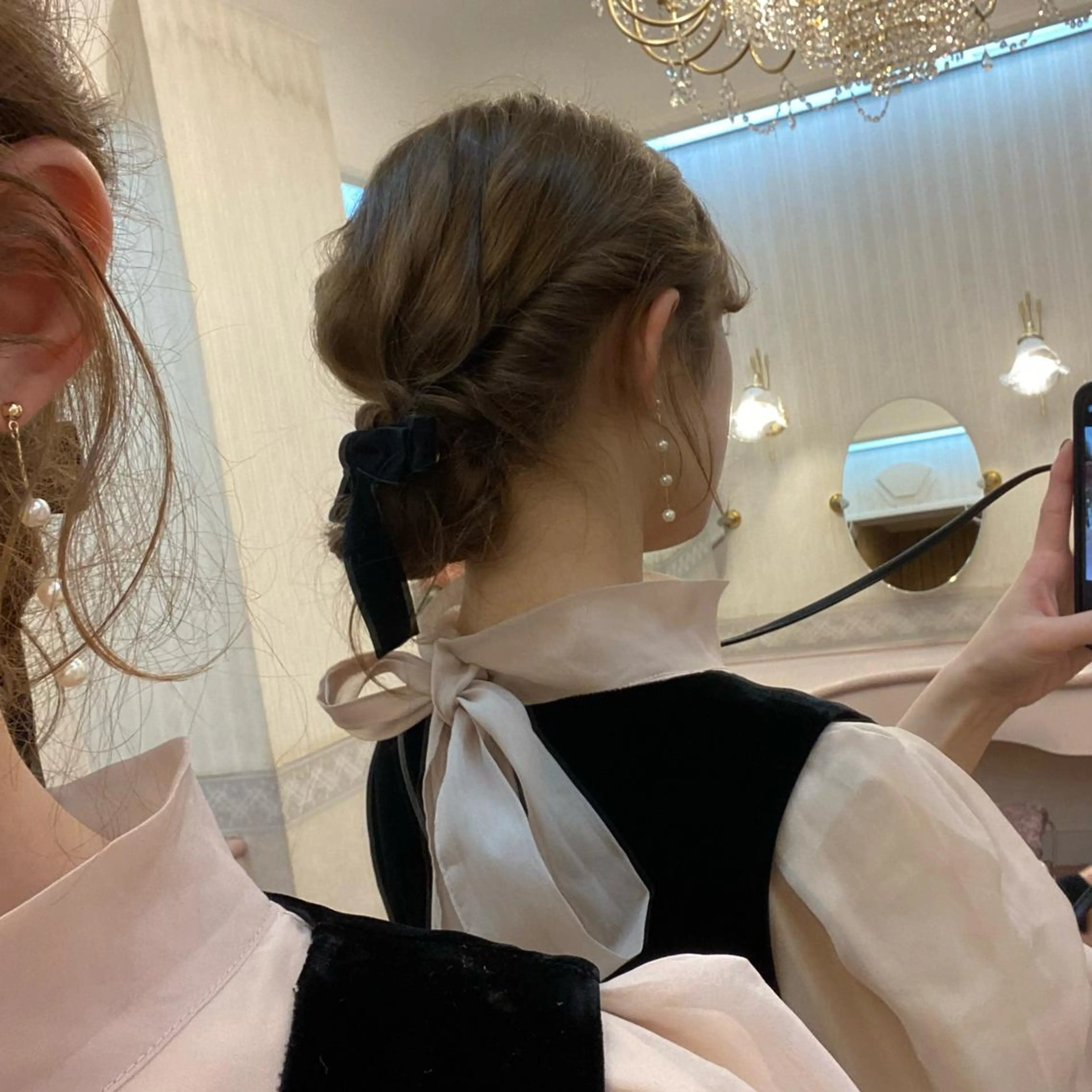 ヘアアレンジ MIYU透明感カラー ブリーチなしWカラーのヘアスタイル