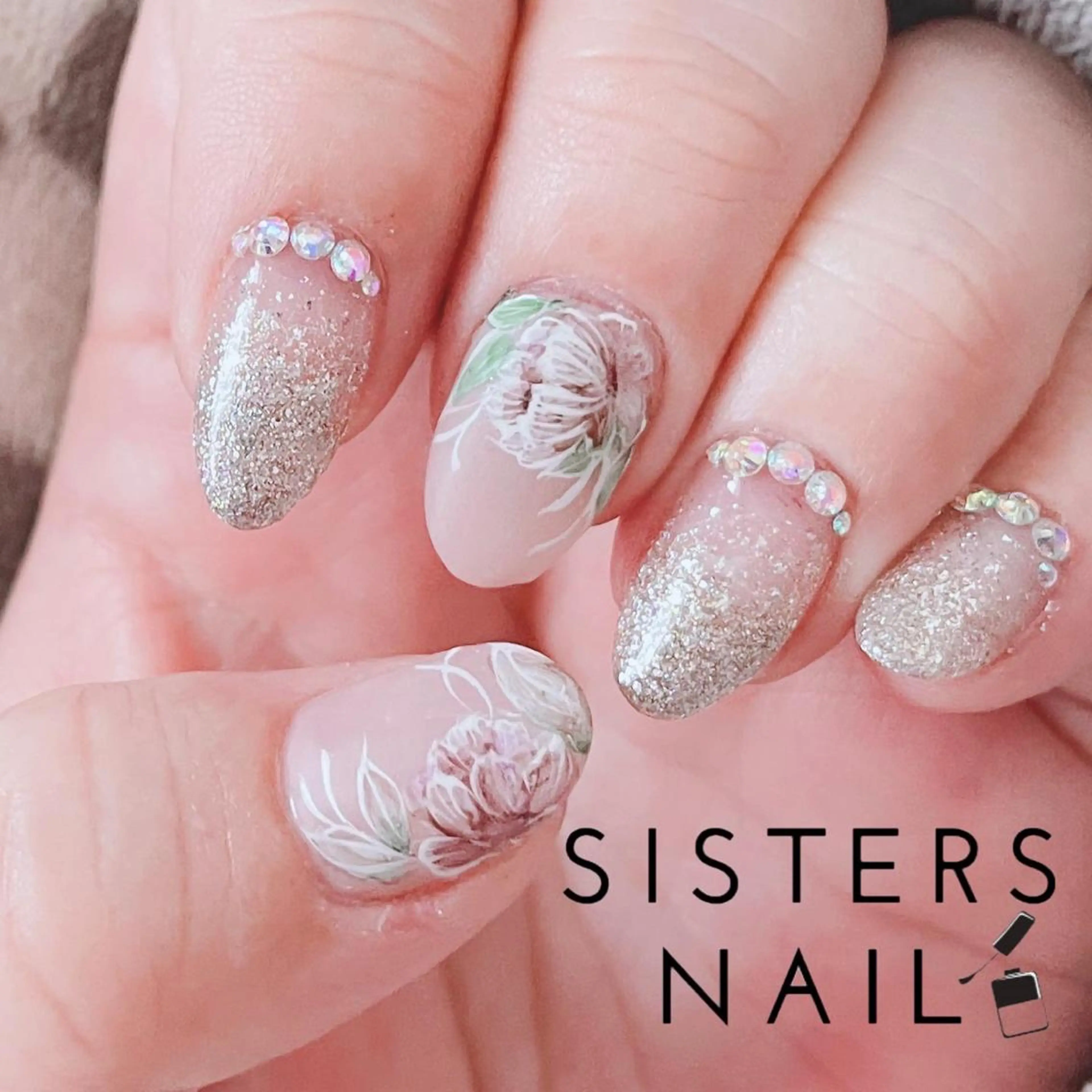 ネイル アートネイル フラワーネイル ミラーネイル ニュアンスネイル オフィスネイル sisters nail.fのネイルデザイン