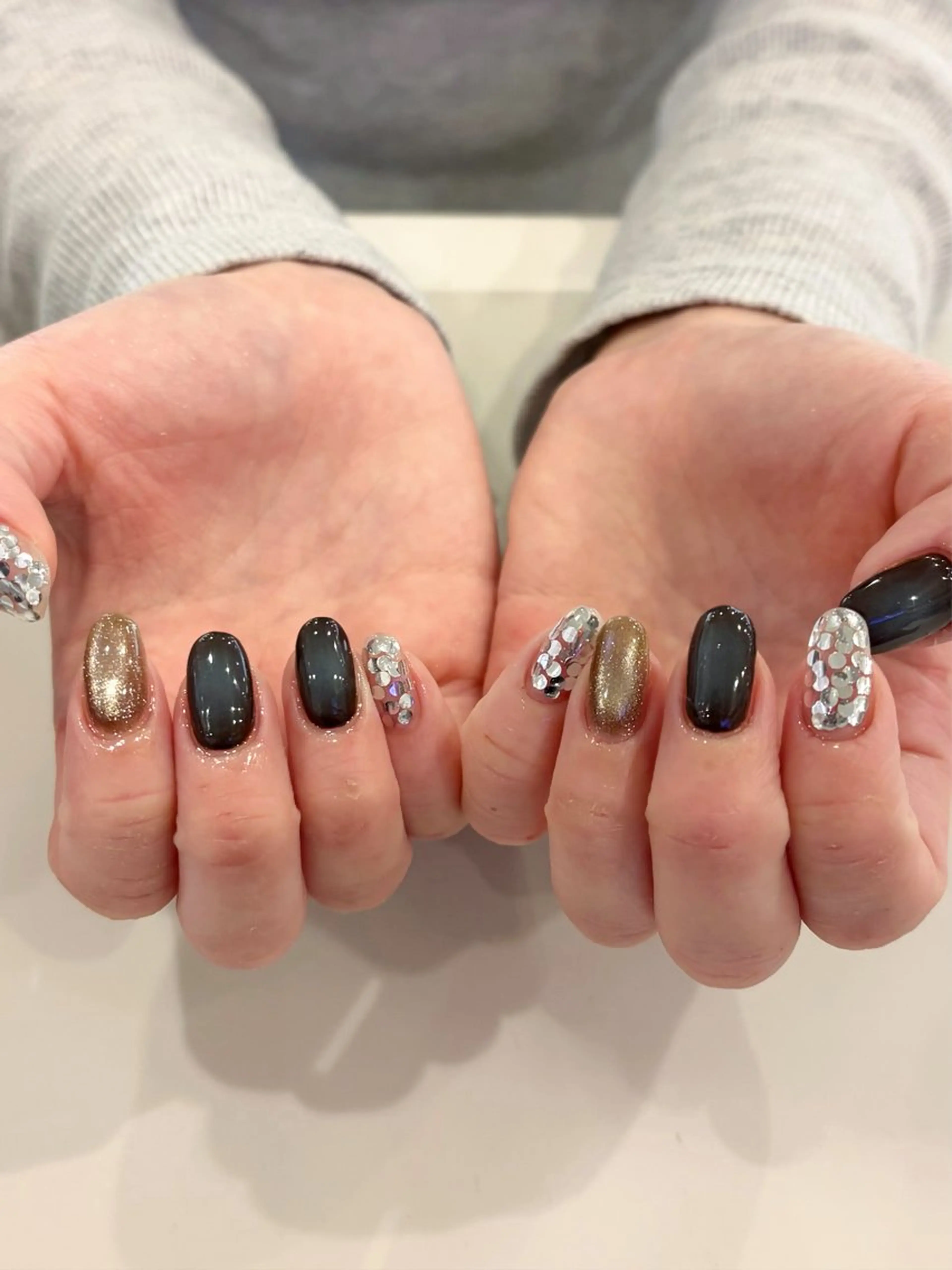 ネイル ハンドネイル 岡崎 佑香のネイルデザイン