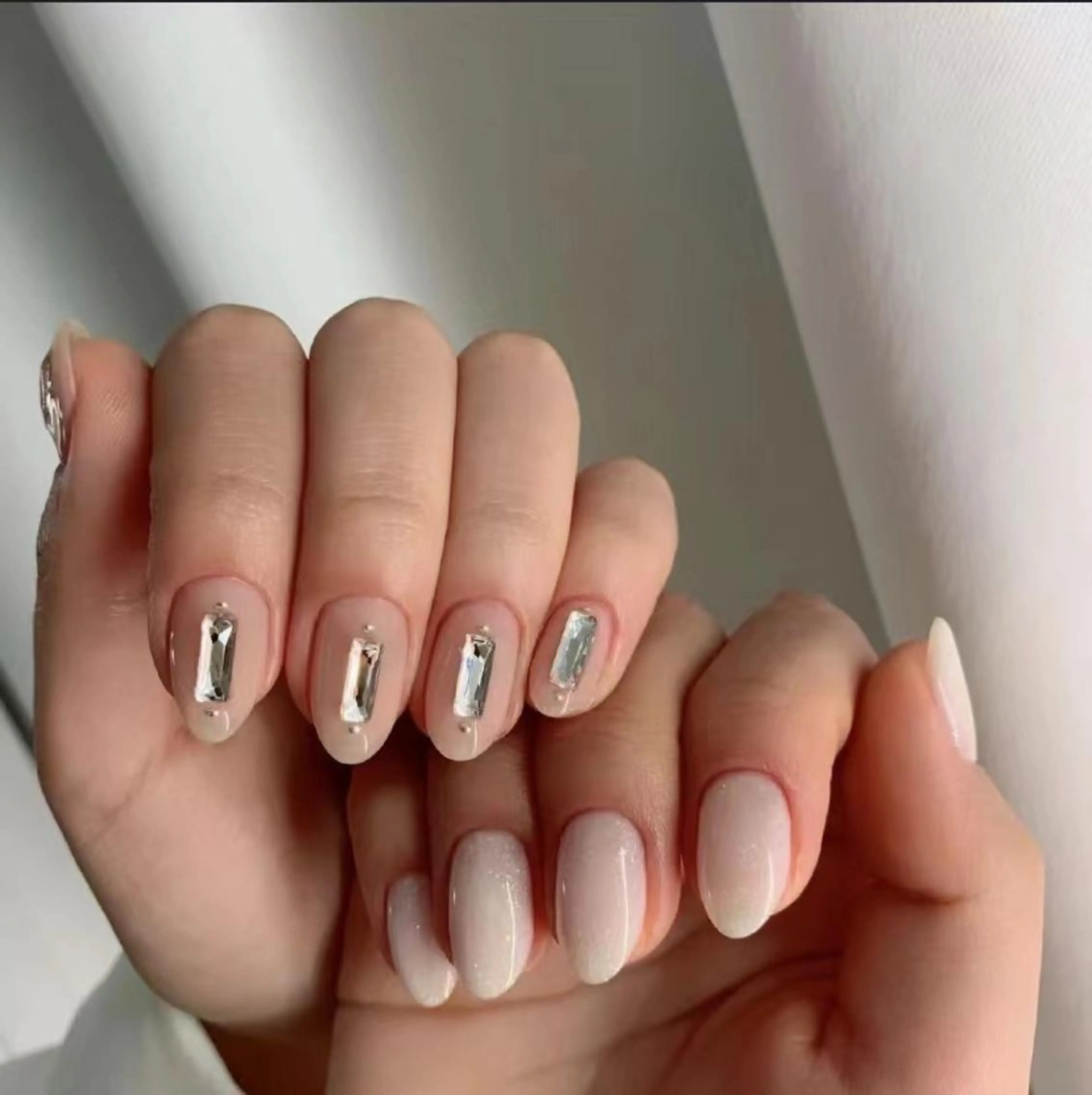 ネイル ハンドネイル Queens ciciのネイルデザイン