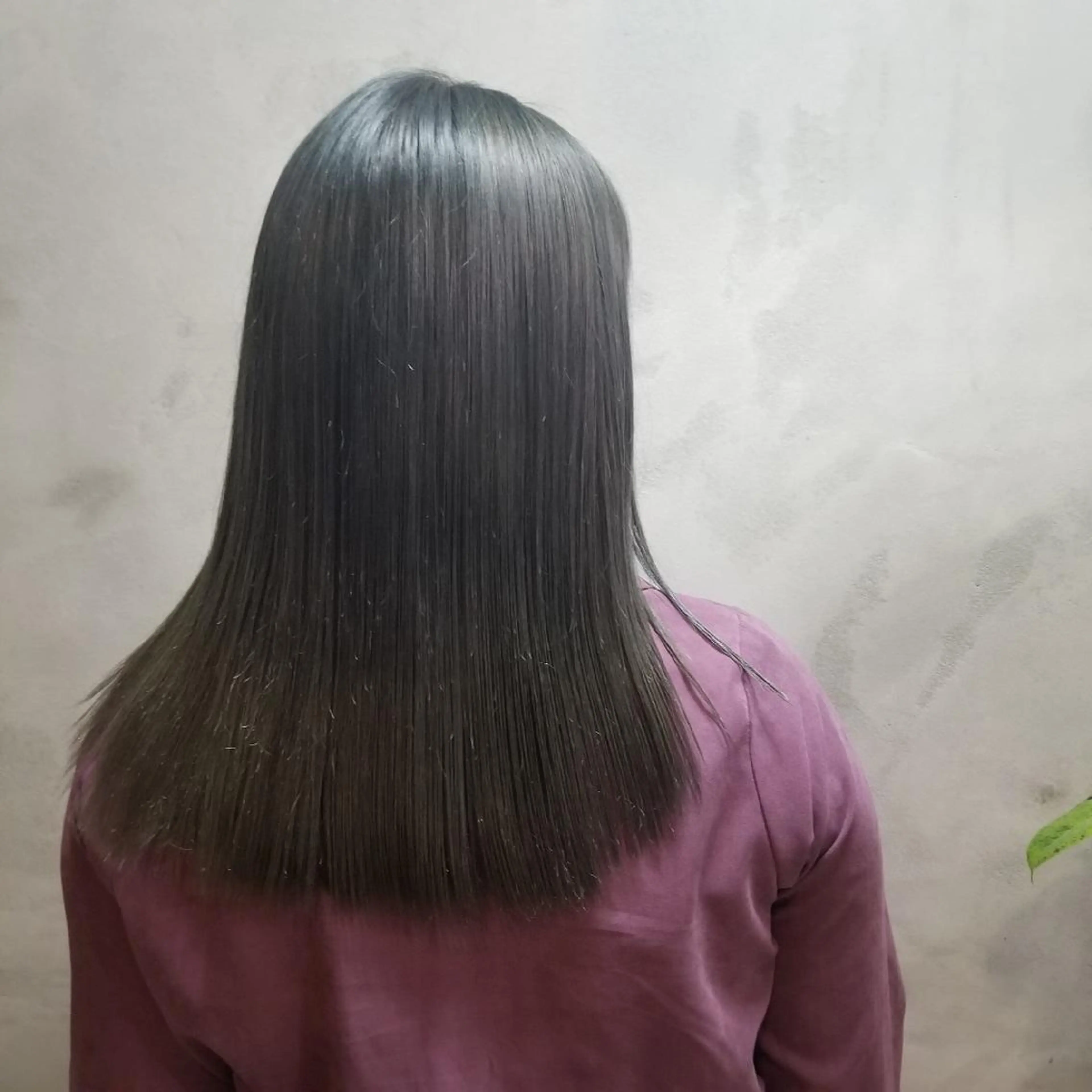 セミロング カット ヘアカラー 縮毛矯正 トリートメント Le Lien カジのヘアスタイル