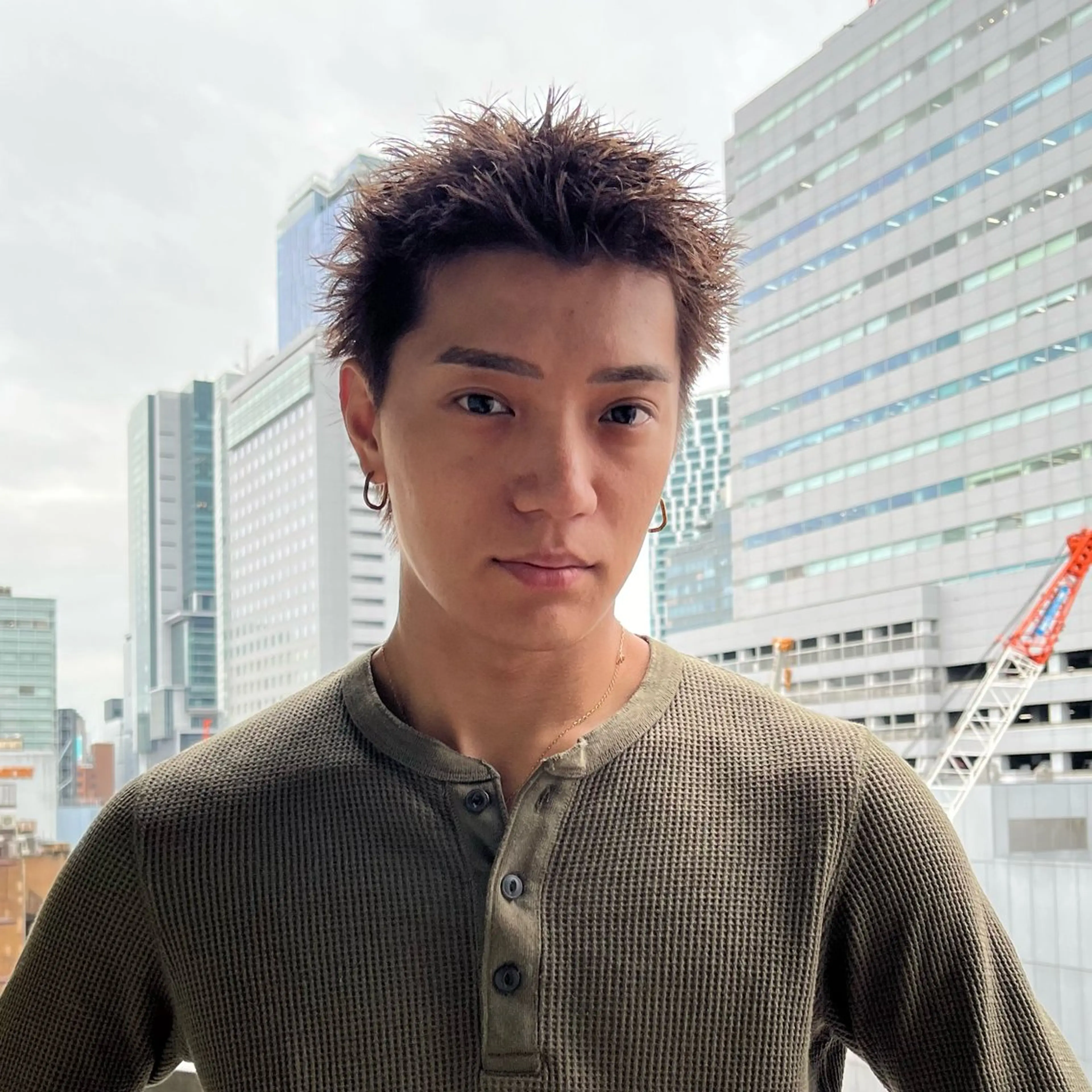 メンズ ワックス脱毛 RIKU⚡️毛流れ ヘア×眉ワックスのヘアスタイル