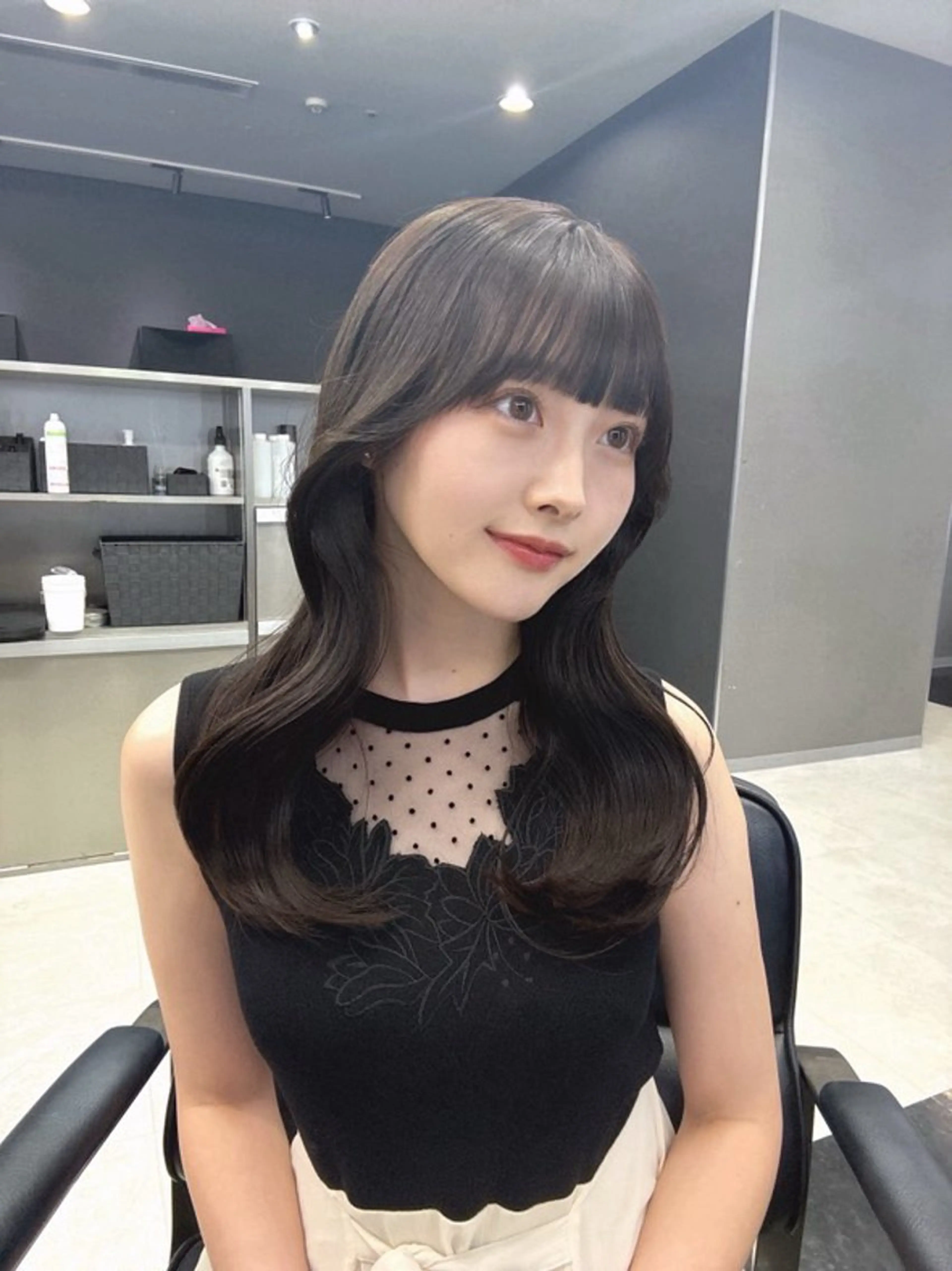 ミディアム カラー ヘアアレンジ カット ヘアカラー トリートメント ヘアセット 韓国ヘア🖤/透明感 shihoのヘアスタイル