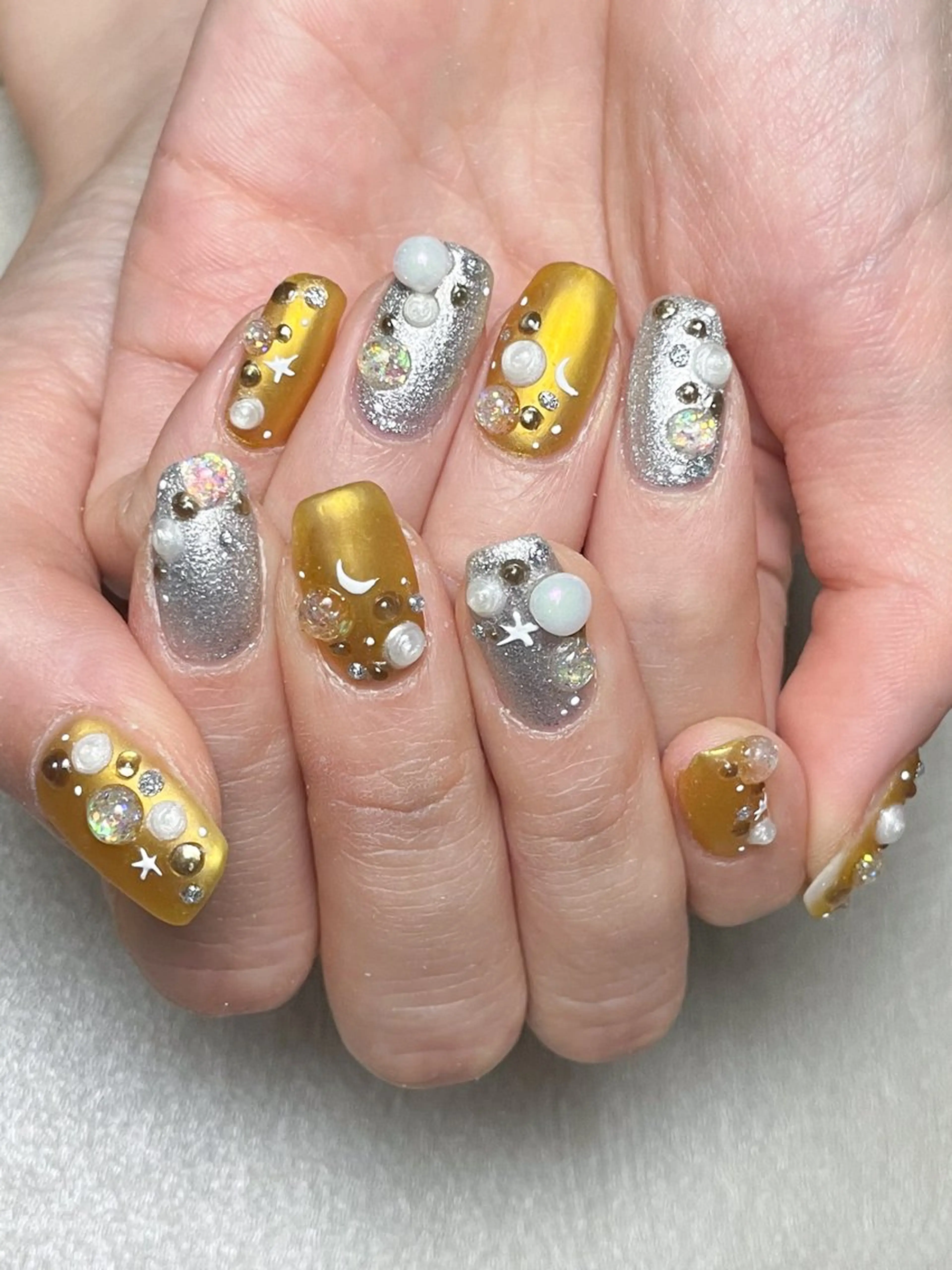 ネイル ハンドネイル FIORITURA aiのネイルデザイン