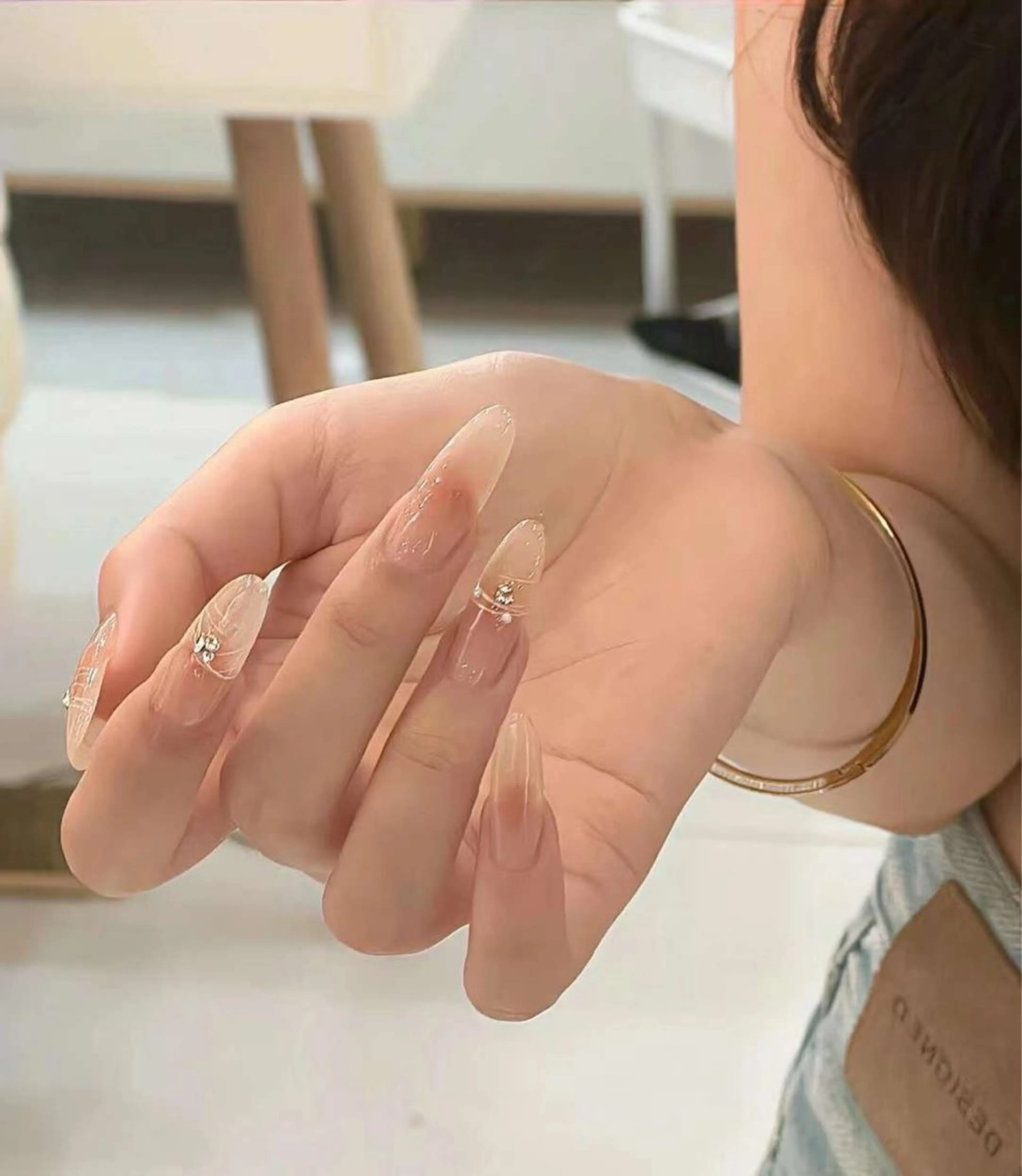 ネイル チークネイル シンプルネイル BabyYouMi nailのネイルデザイン