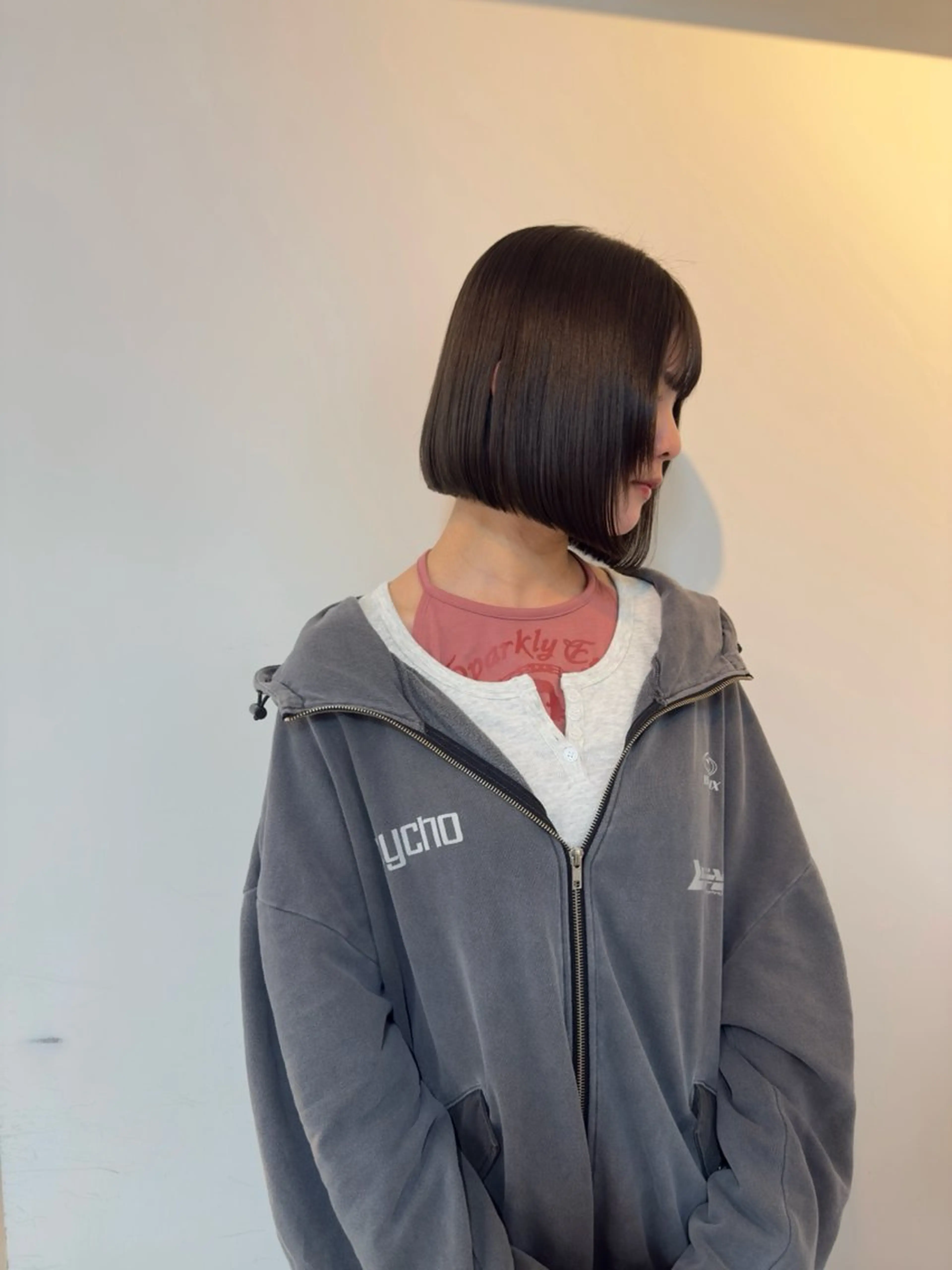 ショート マツウラ サキミのヘアスタイル