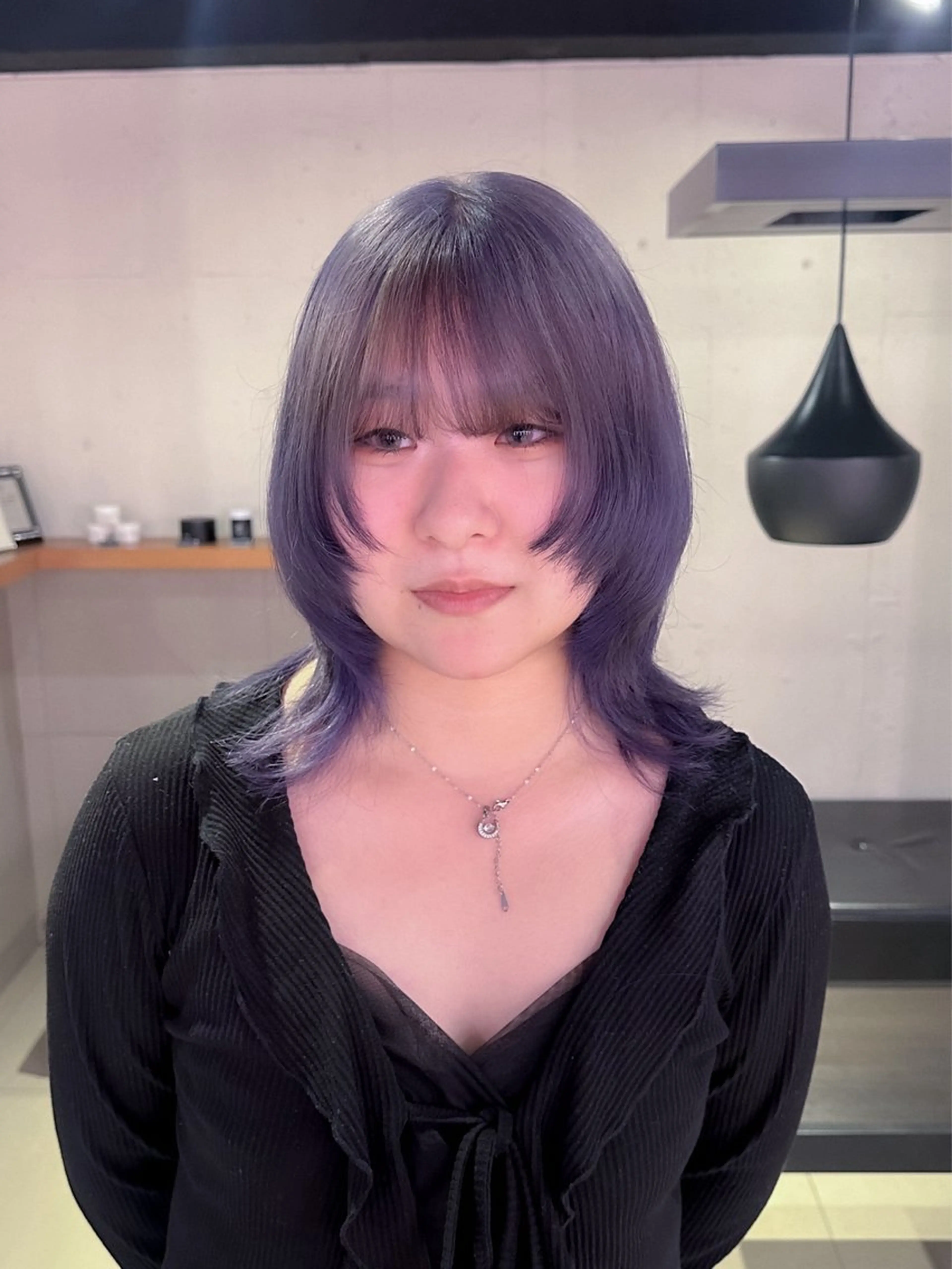 ミディアム カラー ブルーカラー ブルーラベンダー ラベンダーカラー ウルフカット 🐺ウルフオタク🐺 ハイトーン/moeのヘアスタイル