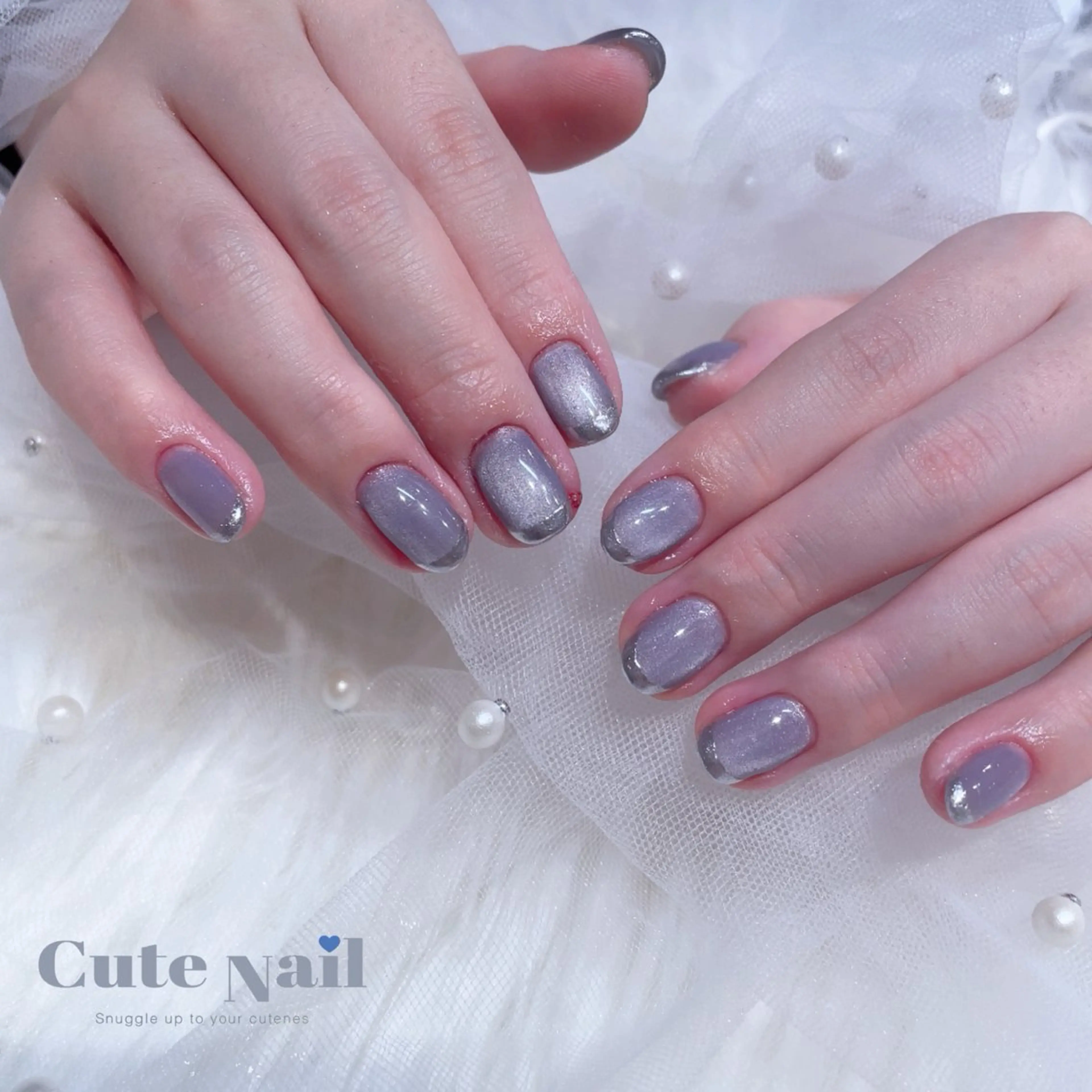 ネイル ️🫧もこ 艶感ネイル🫧のネイルデザイン